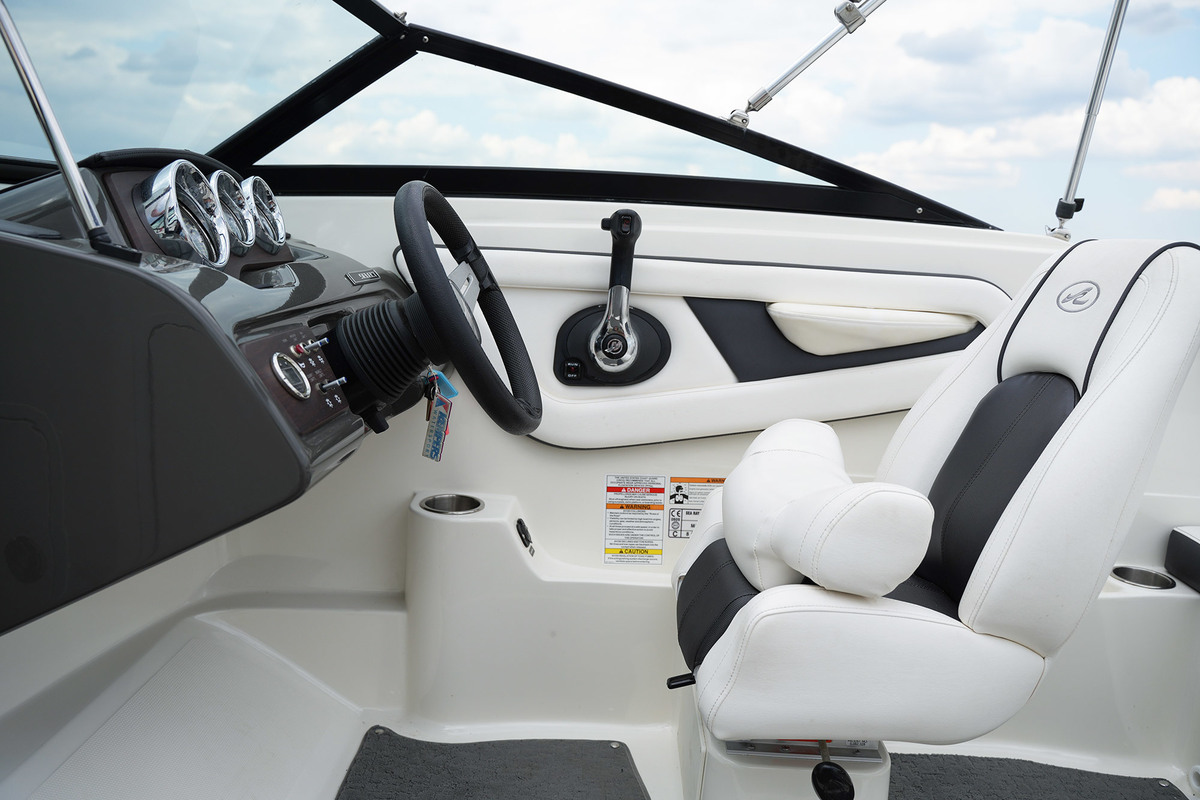 Sea Ray 19 SPX