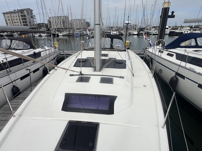 Dufour 430 GL