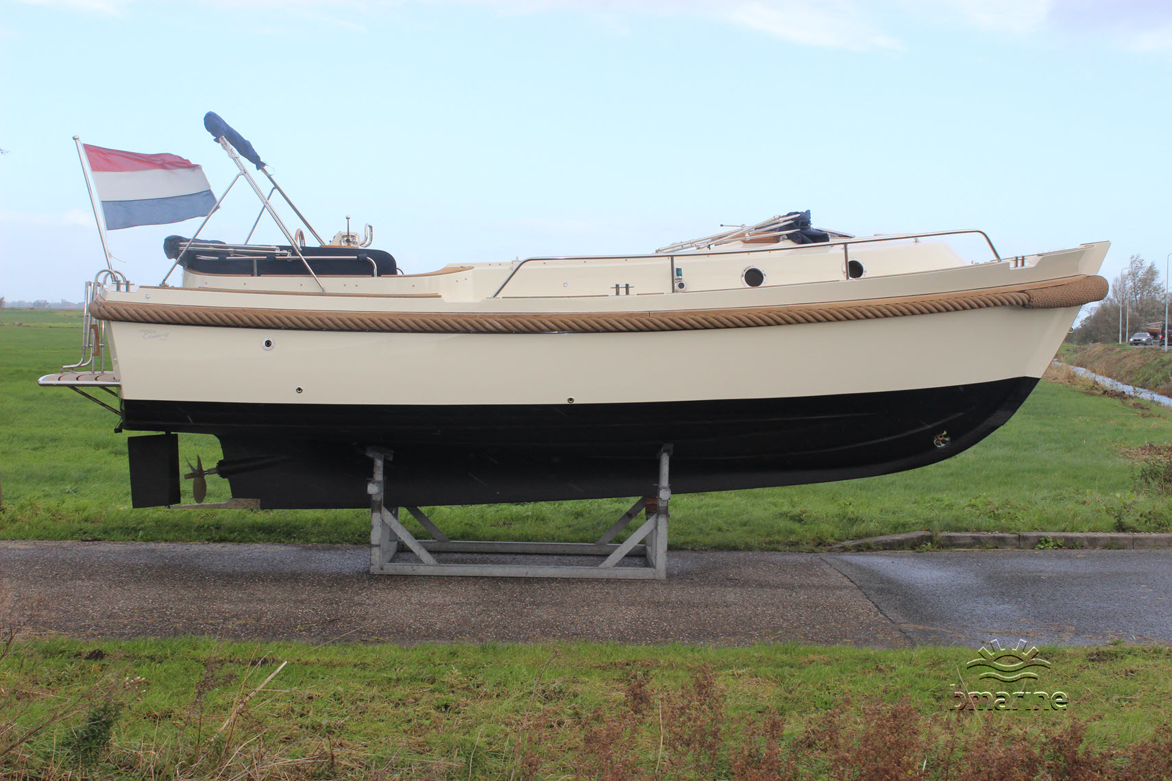 Interboat Intercruiser 27 Cabin