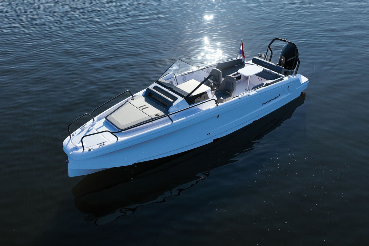 Axopar 25 Cross Bow & Cross Top