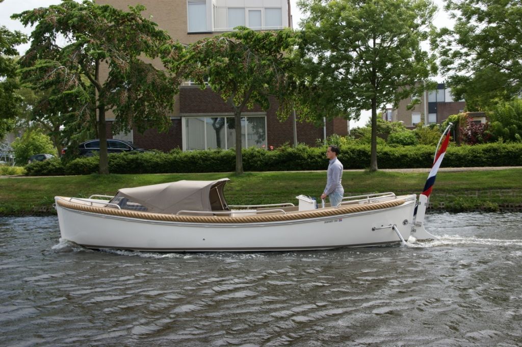 Seafury 760