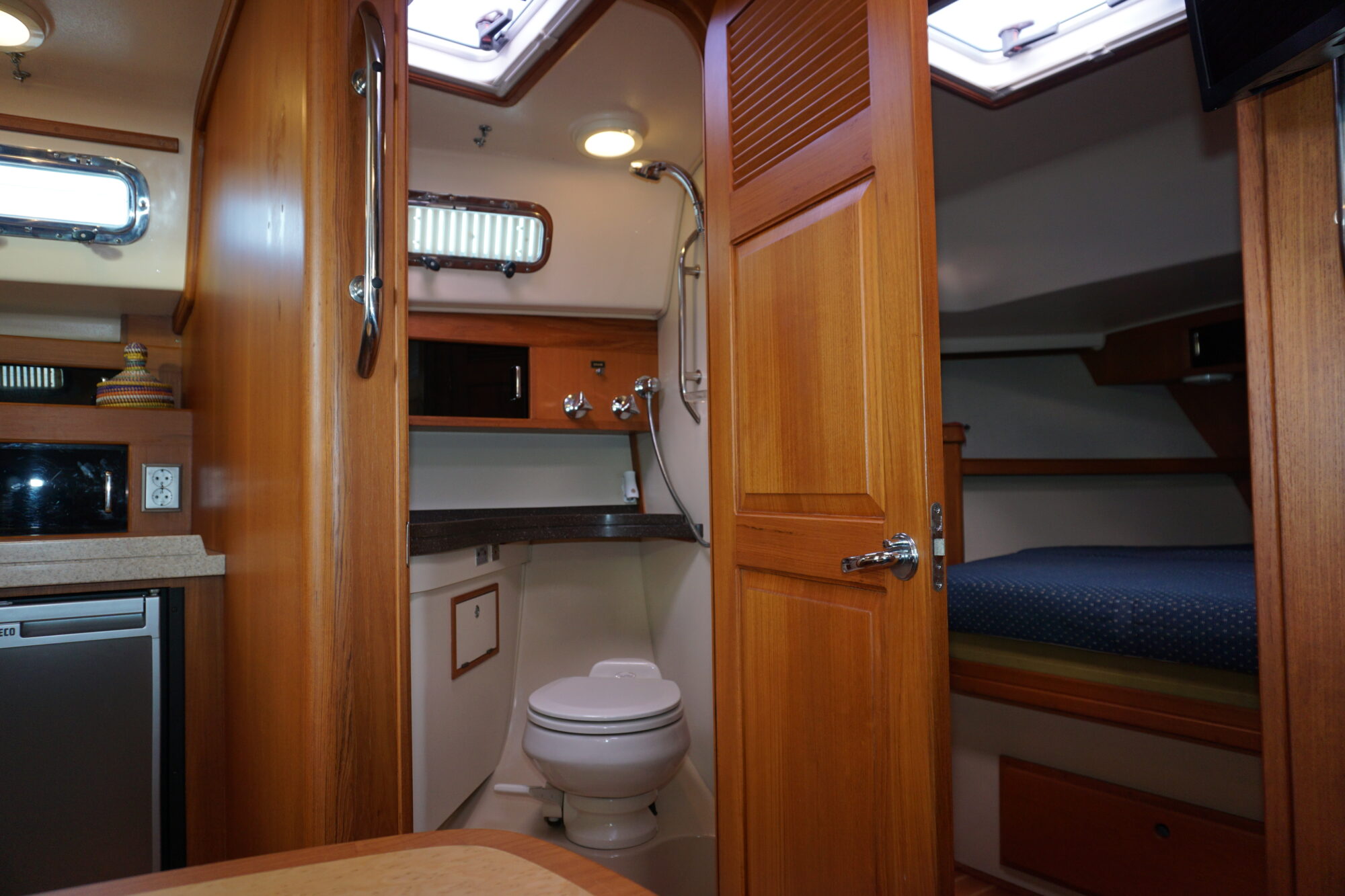 Island Packet Craft 360 Express