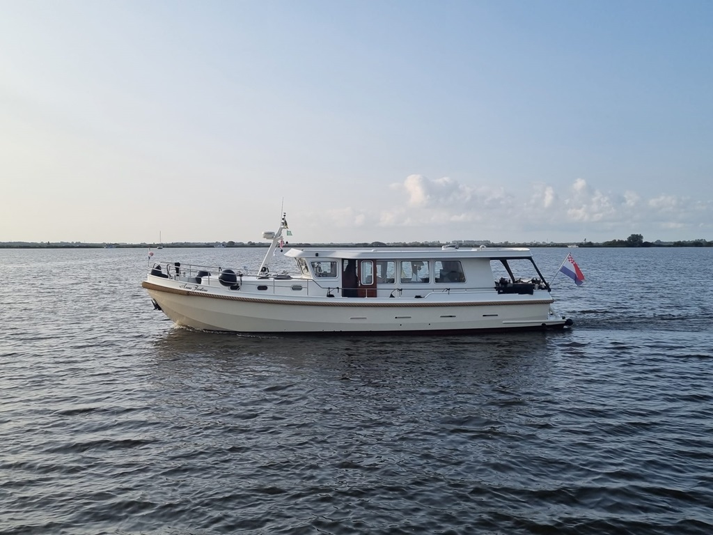 Smelne Salon Vlet 1485