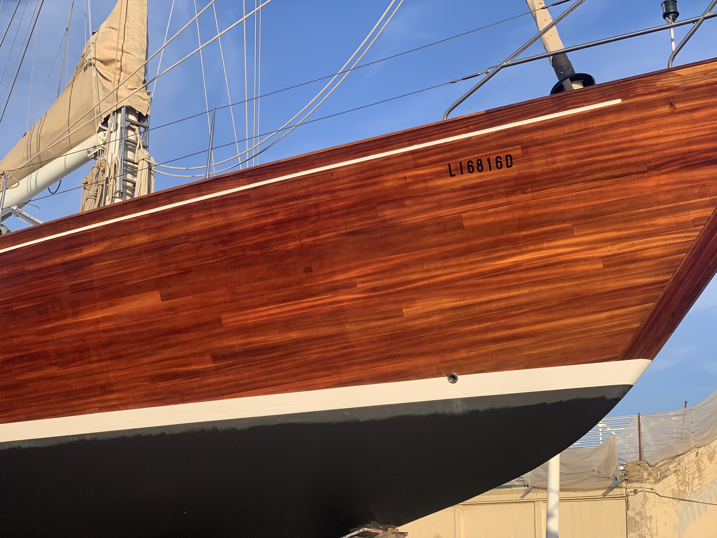 Lagoon Royal Classic 66