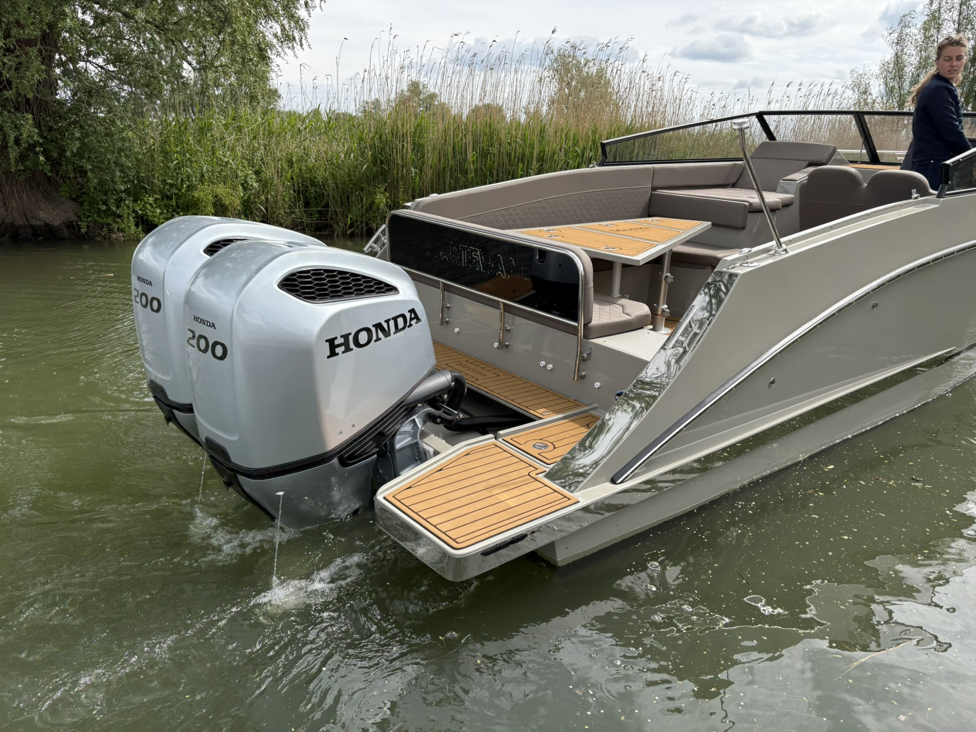 Maxima Boats 800 Cabin met 2x Honda 200 pk bouwjaar 2024