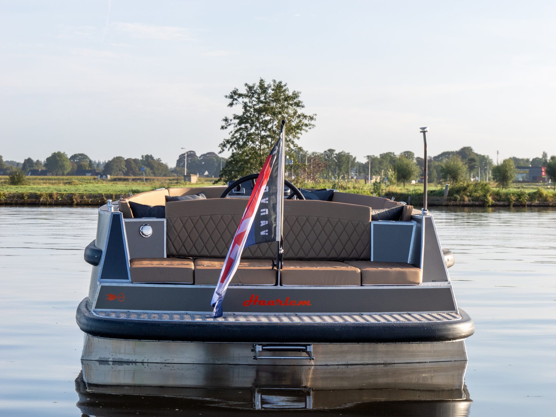 Van Vossen VanVossen E-Tender 700