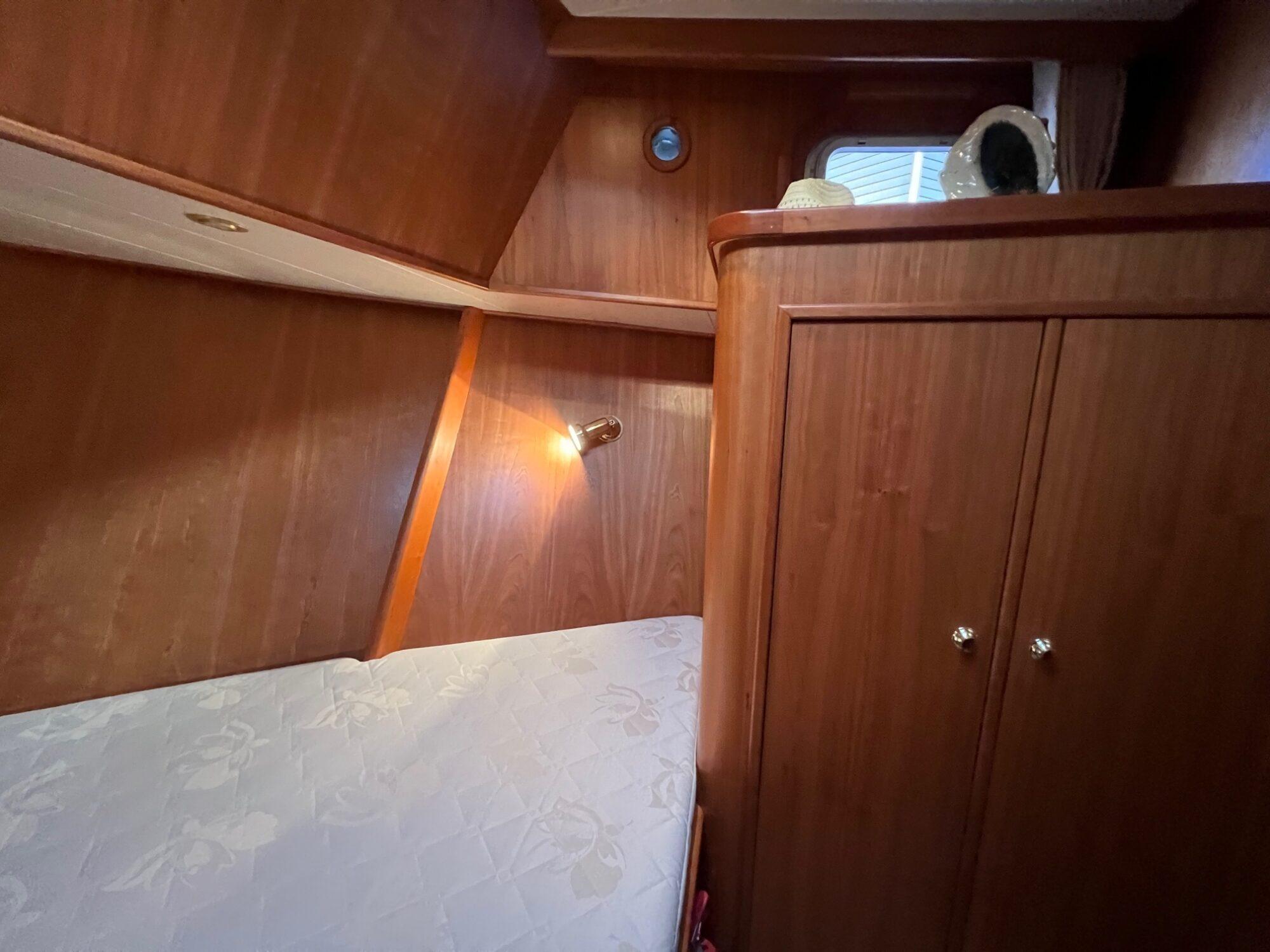 Alm Alm Spitsgatkotter 12.80 AK Cabrio