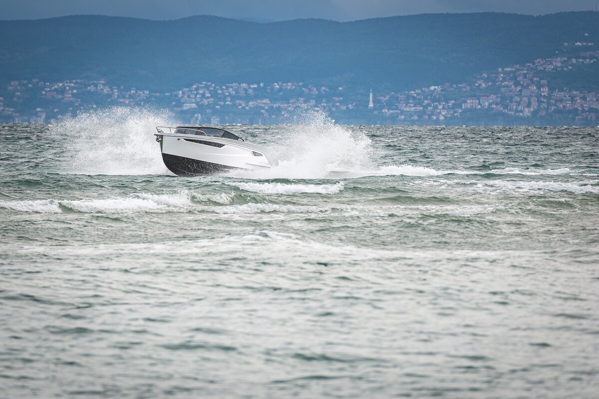 Alfastreet Marine 23 Cabin Evolution - Inboard Series