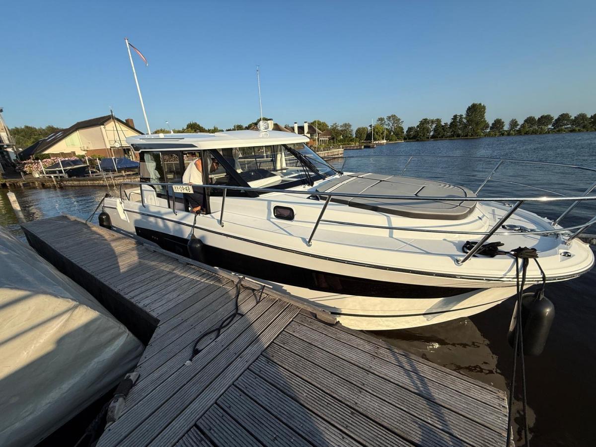 Jeanneau Merry Fisher 1095 Coupé Hardtop