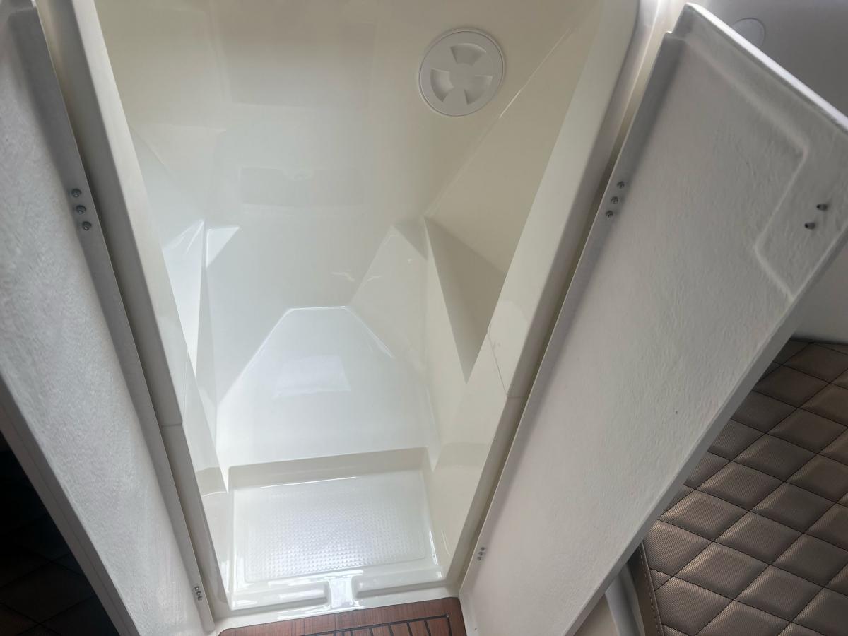 Oud Huijzer 740 Tender