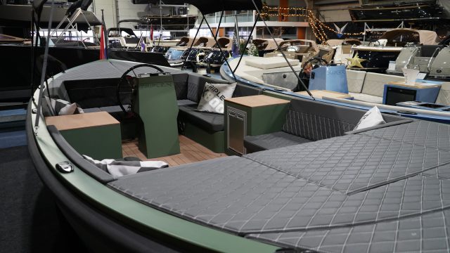 Triple X800 vaarklaar & ZONDAG GEOPEND