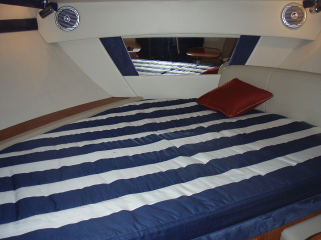 Bayliner 320 met 2x 260 pk Mercruiser van bouwjaar 2008!