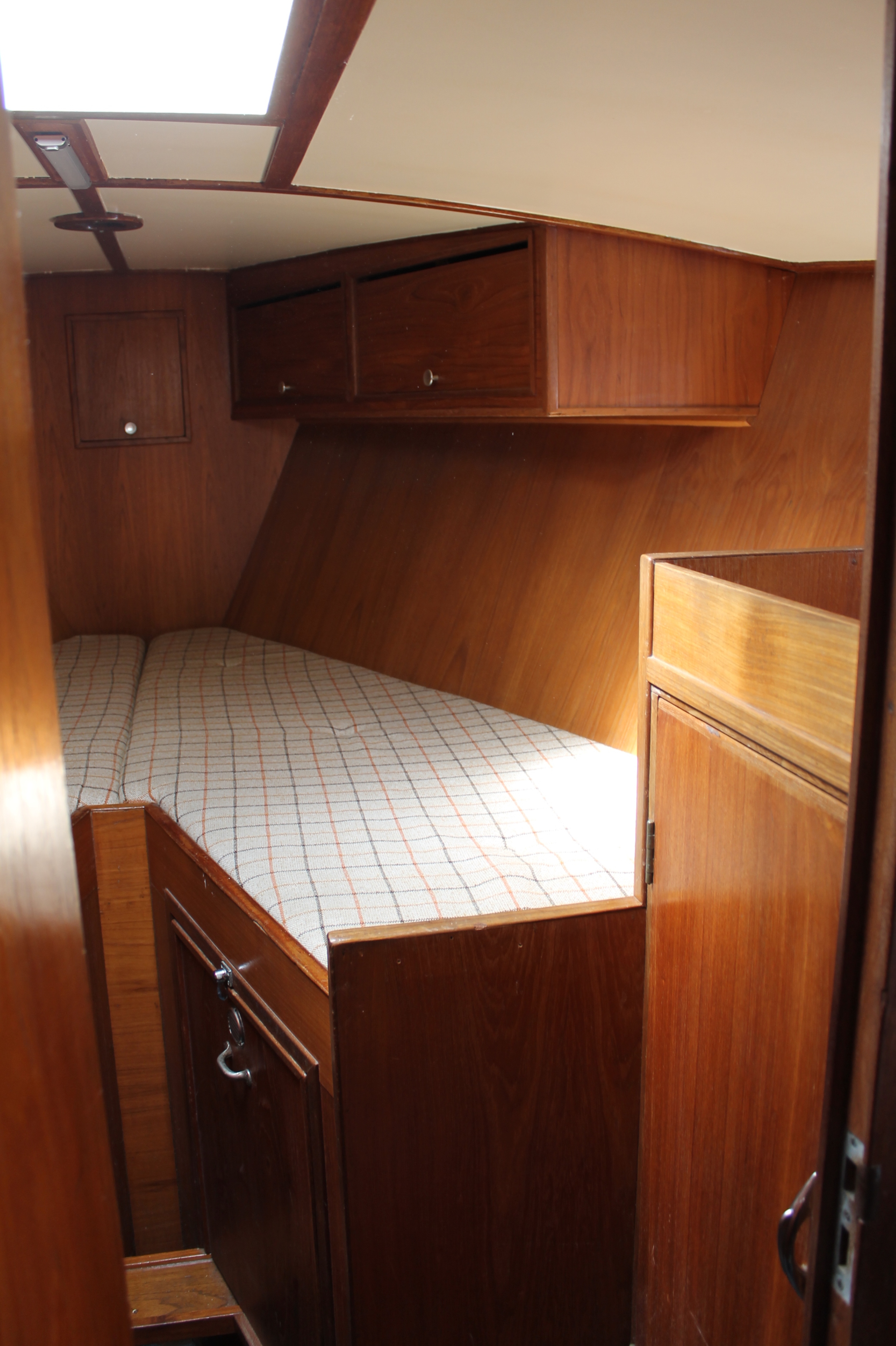 Pieter Beeldsnijder Gouwzee 3A