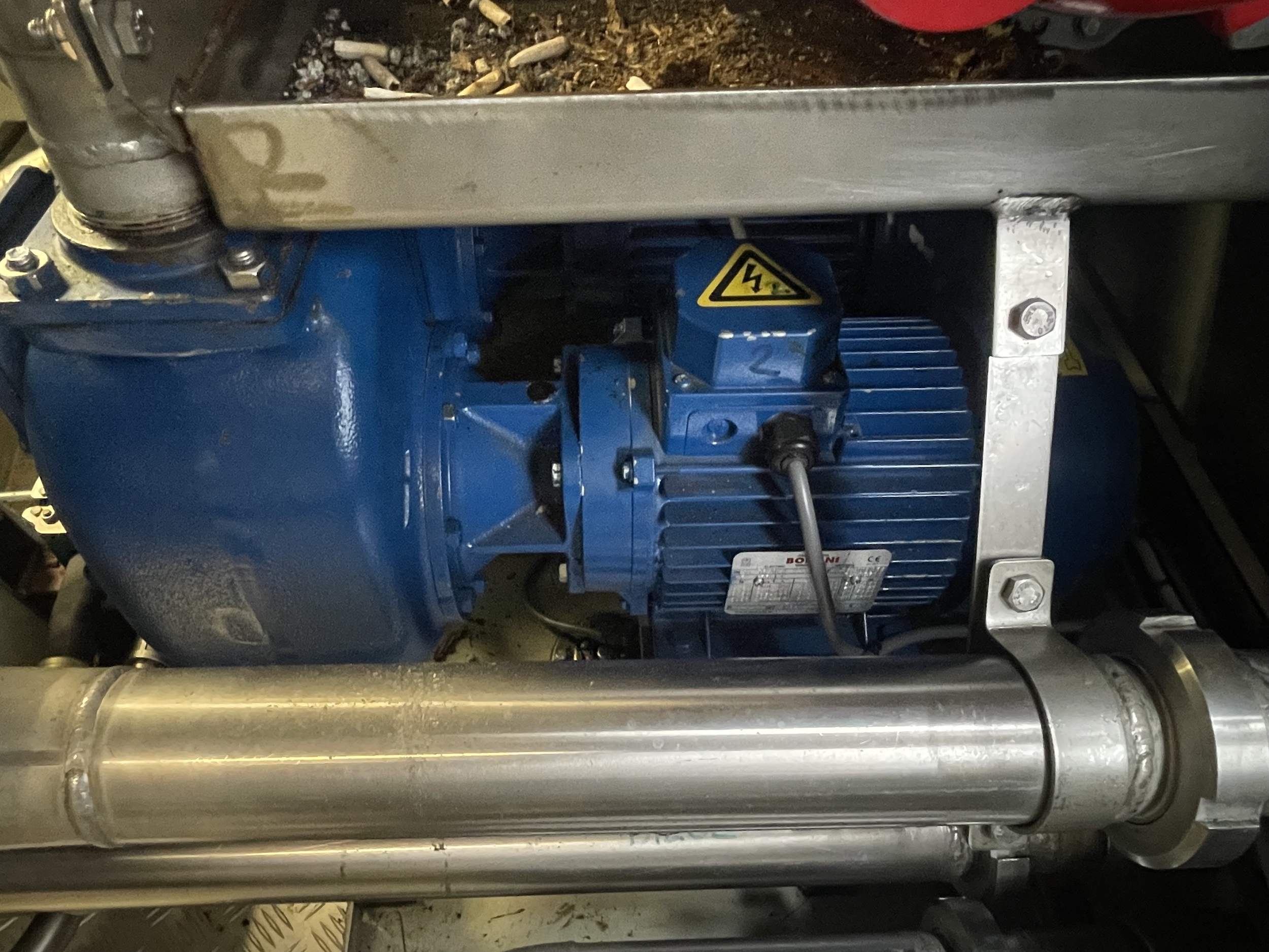 Dykstra Schooner 77, Midzwaard