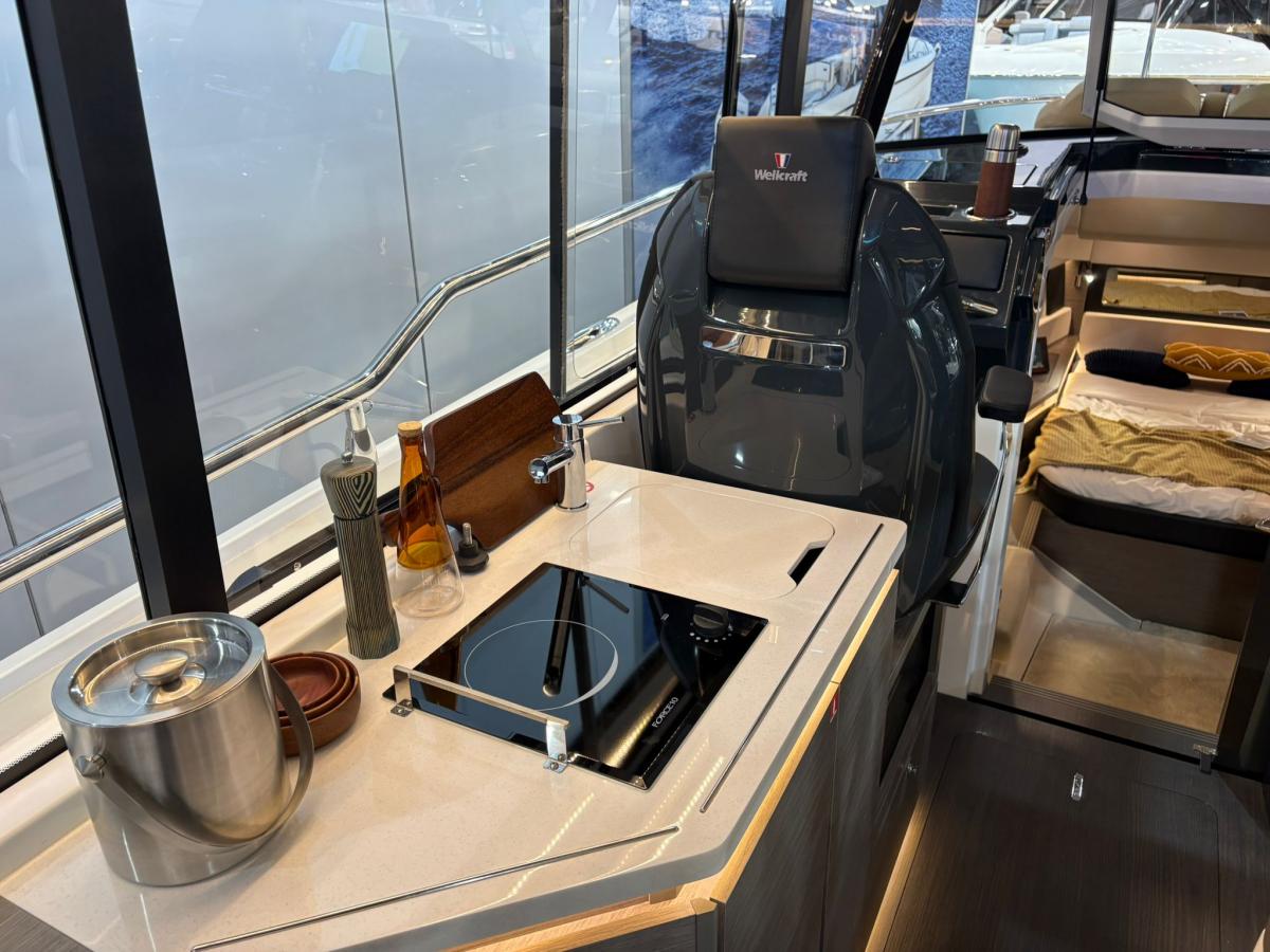 WELLCRAFT 38 EXPLORER