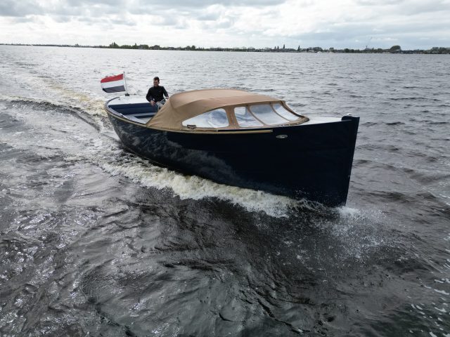 Custom Build Custom Build sloep, Full option met 300pk 