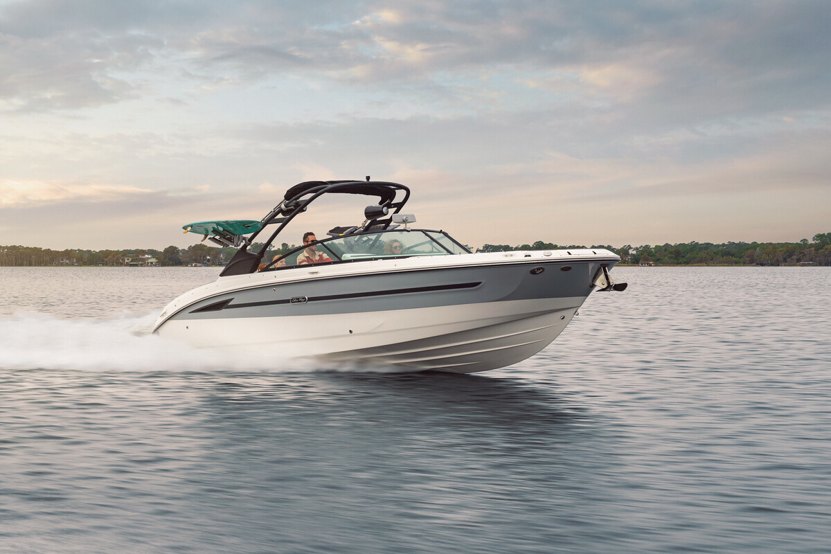 Sea Ray SDX 270 Surf