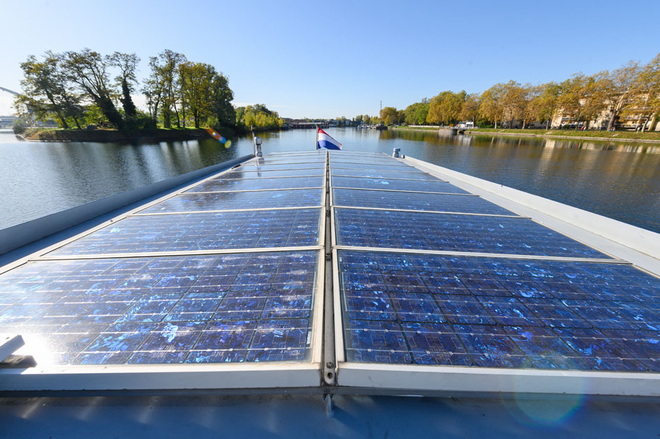 Luxe Motor 21.18 met UBC