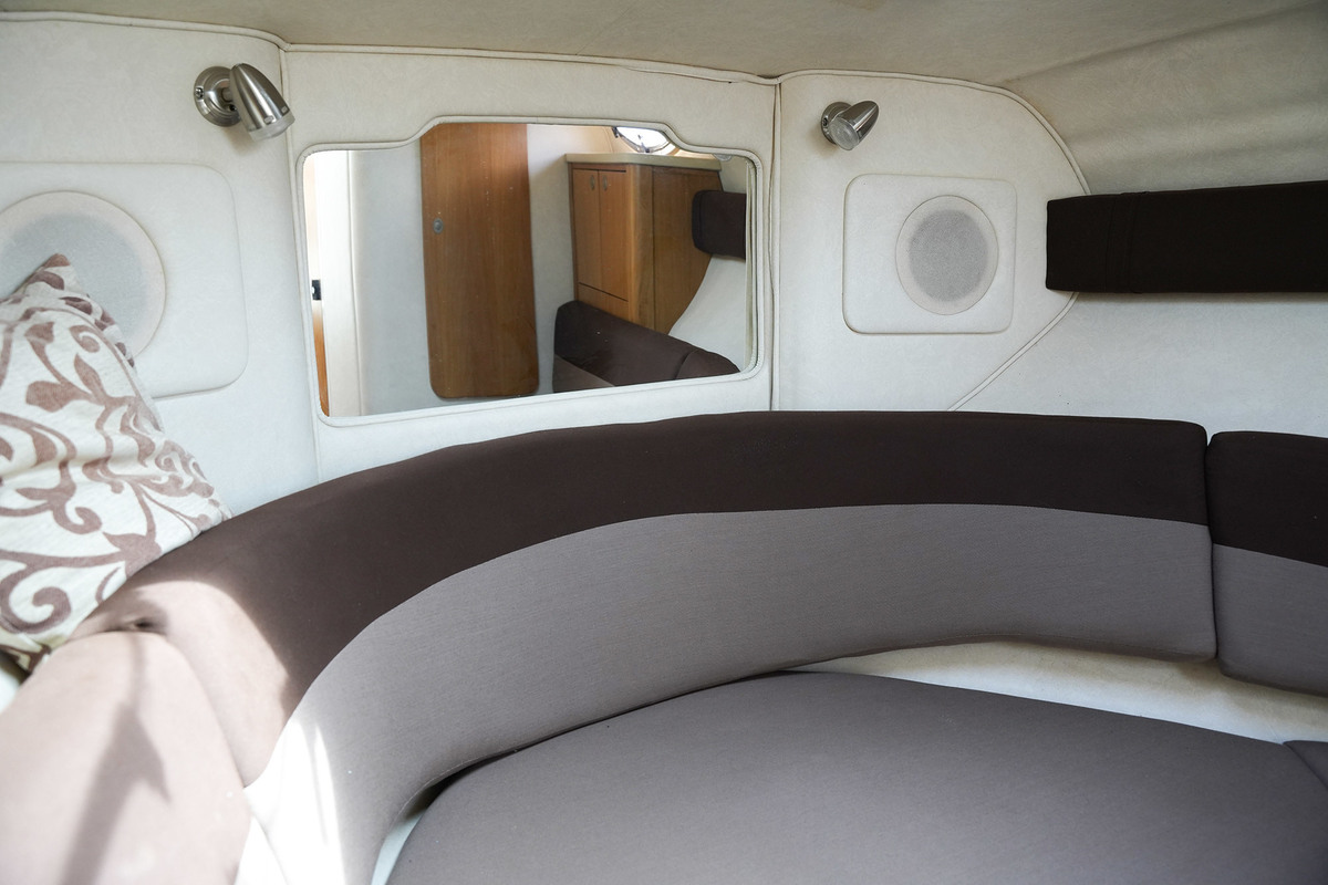 Sea Ray 255 Sundancer