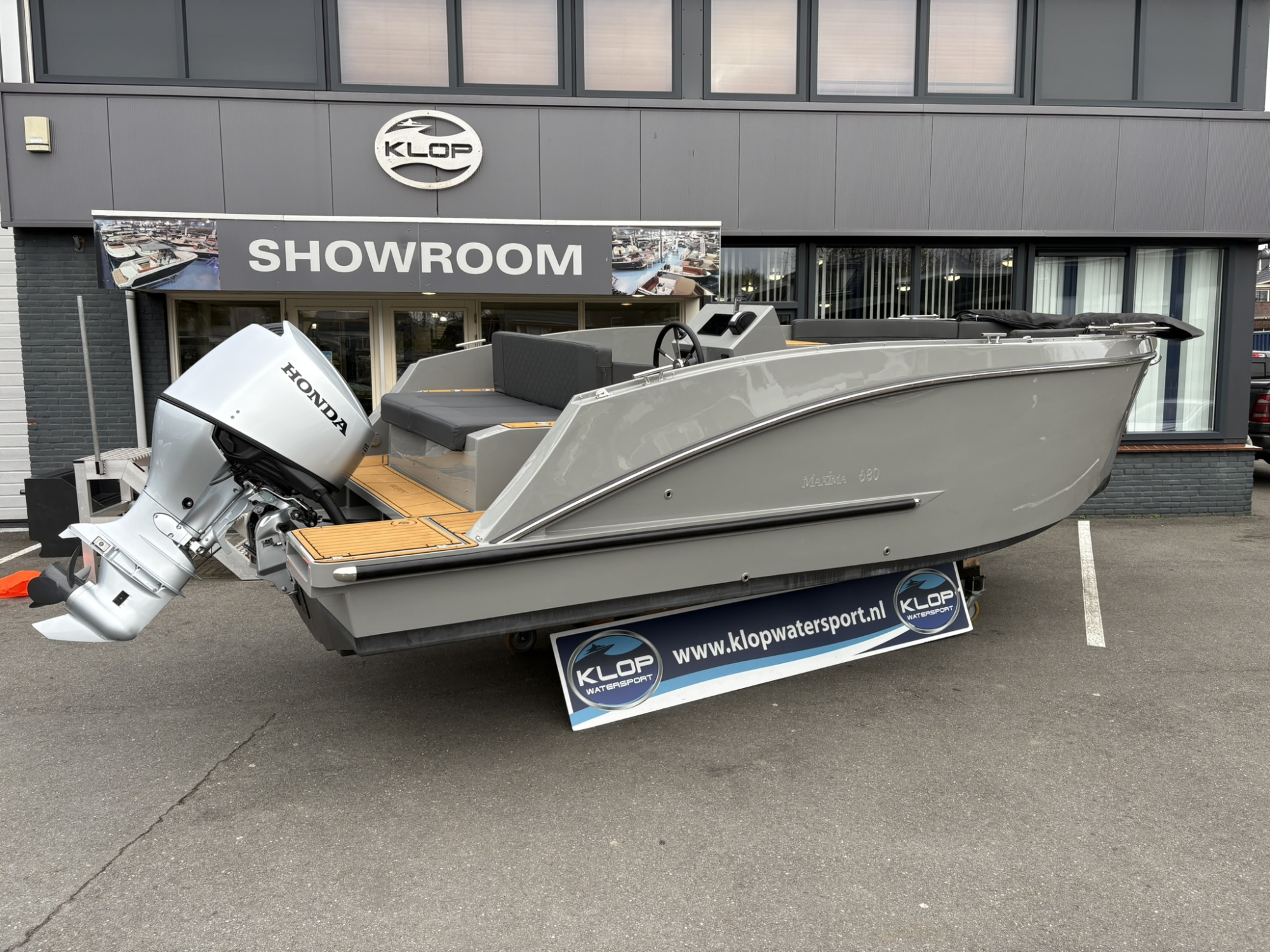 Maxima Boats 680 Sport Lounge met Honda 150 pk op voorraad!