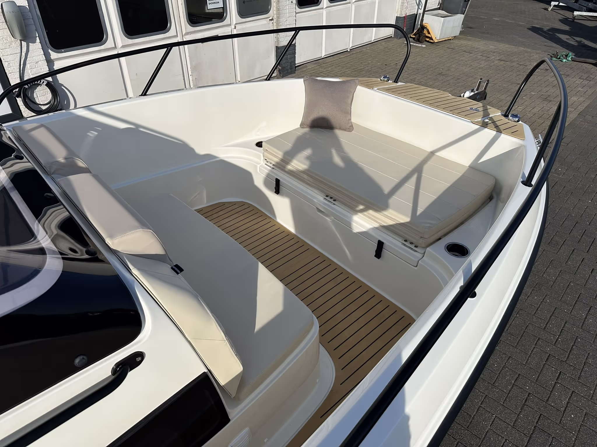 Quicksilver 705 Open