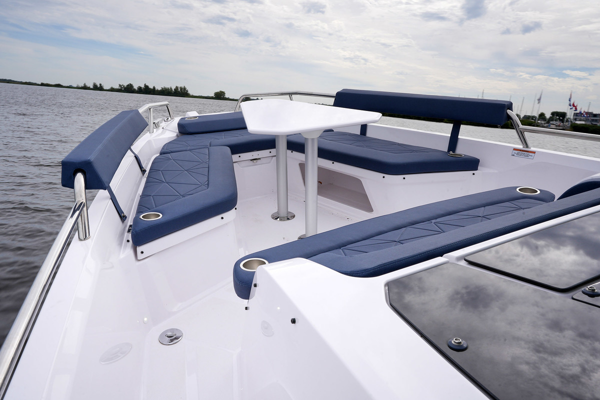 Axopar 29 XC Cross Cabin