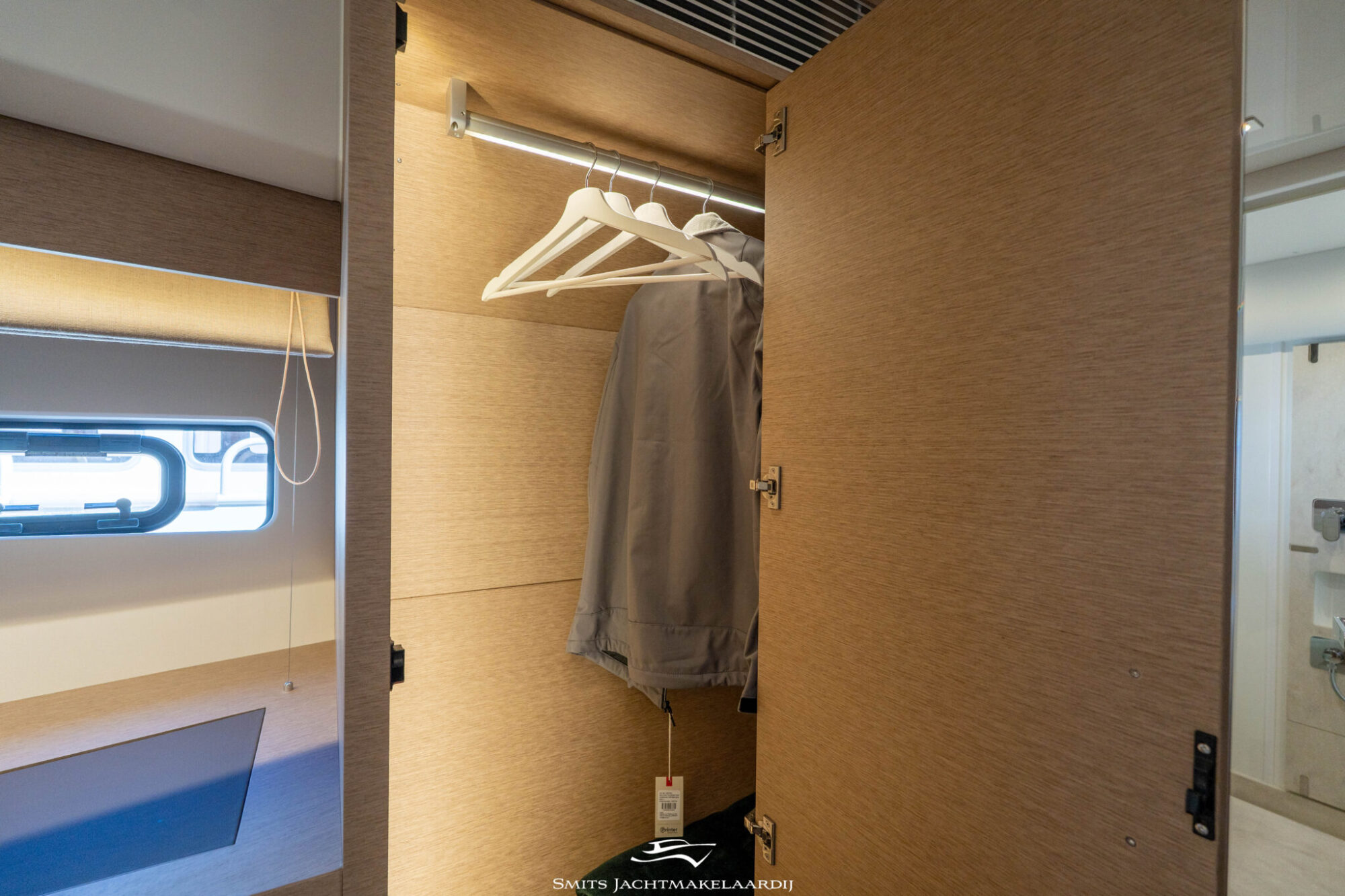 Prestige 590 Flybridge