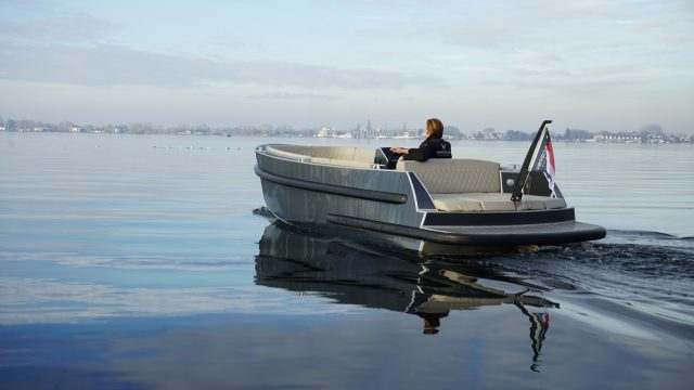Van Vossen 650 Plugin-E-Tender ZONDAGS GEOPEND