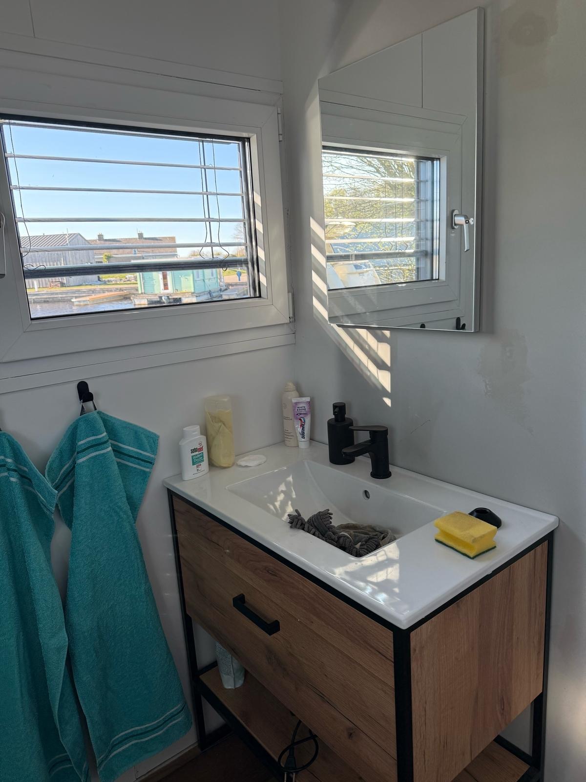 Dock 25 Houseboat 16 X 5 (met Ligplaats)