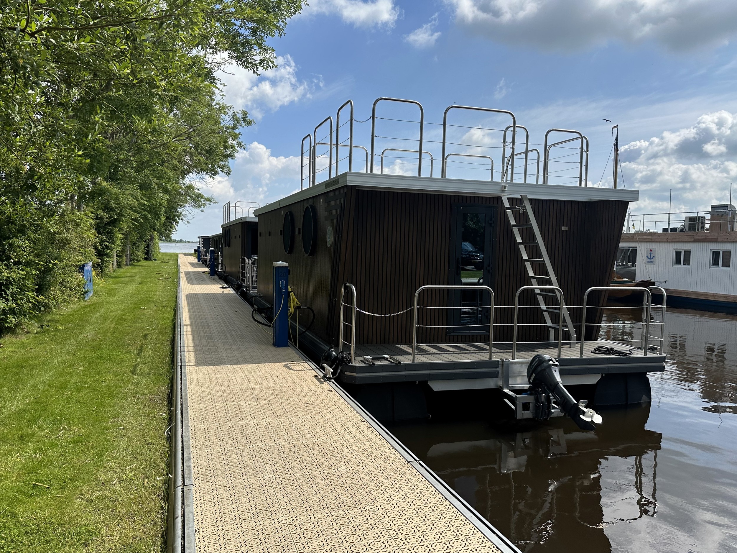 Project Nordic Season Houseboat NS 40-43 Special Project 1-2-3