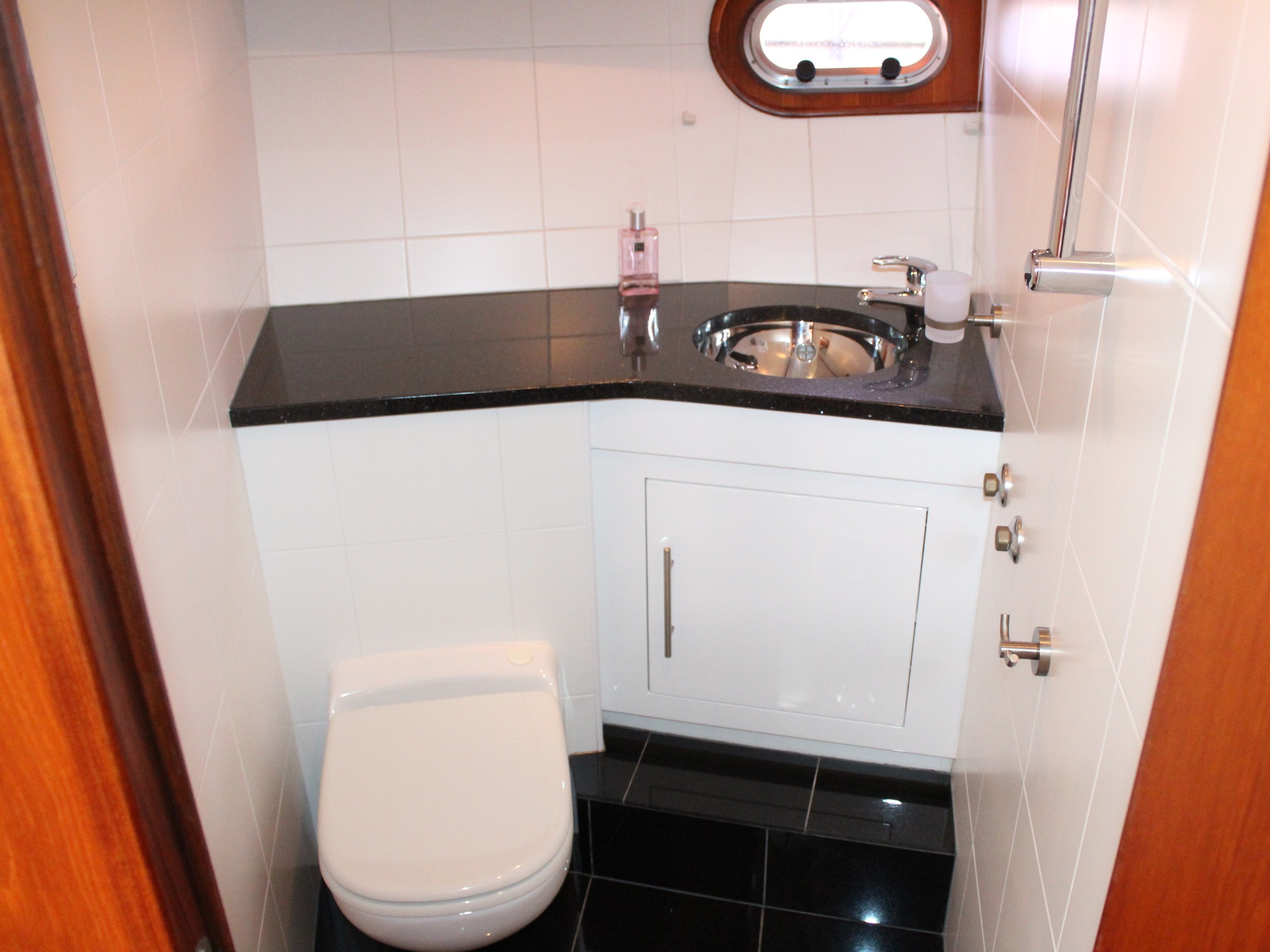 Van den Hoven 1600 Stuurhuis