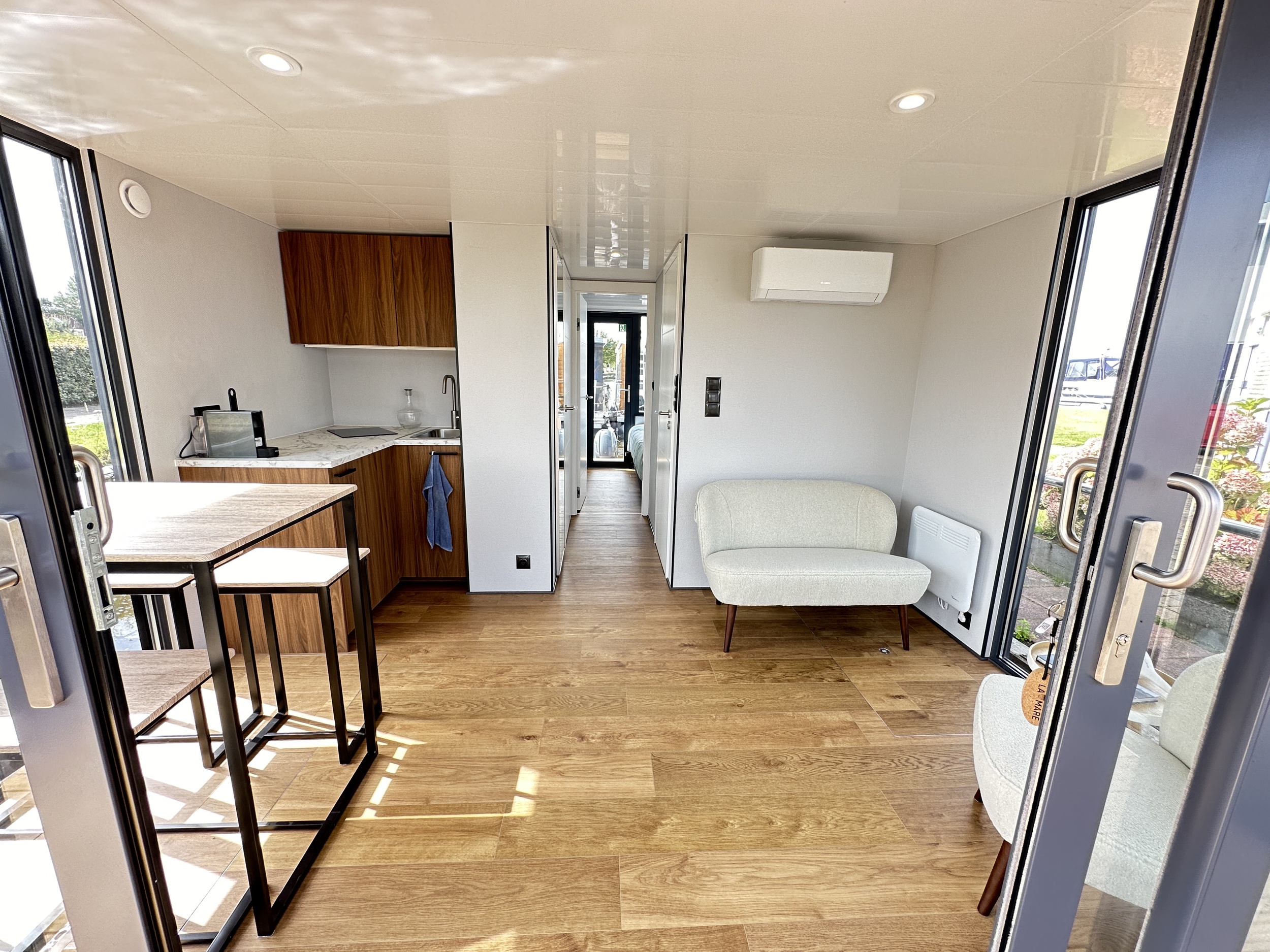 La Mare Houseboat STB 4.0 (Canalboat 4)