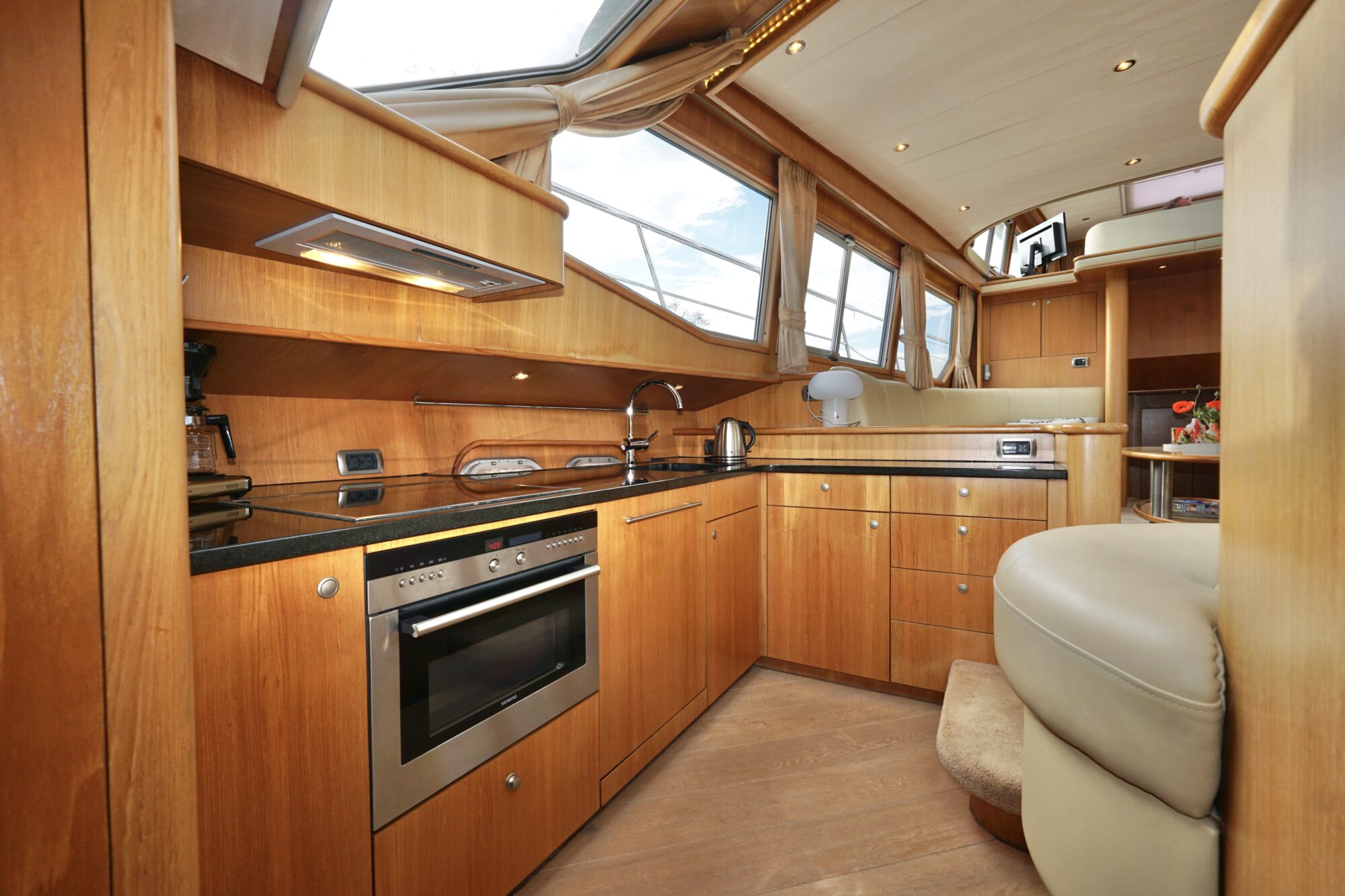 Van den Hoven Exclusive 18.00 VS