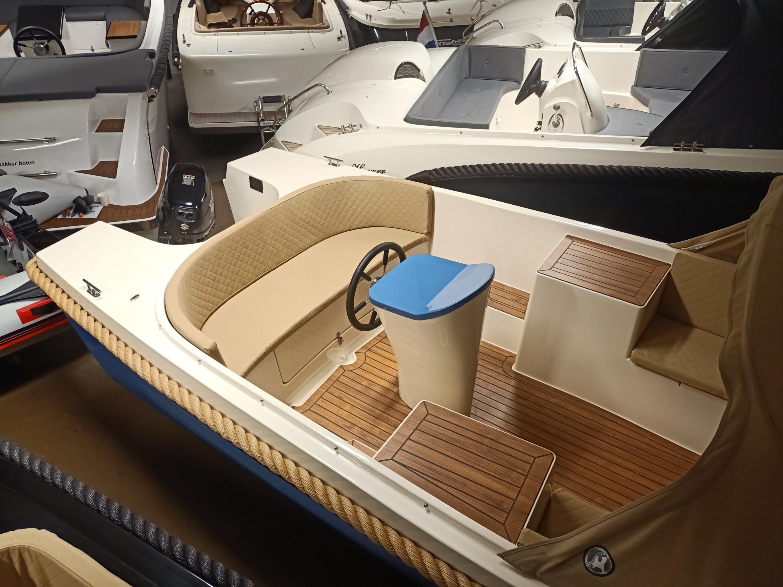 Lago Amore 565 nieuw, 9.9pk Suzuki efi