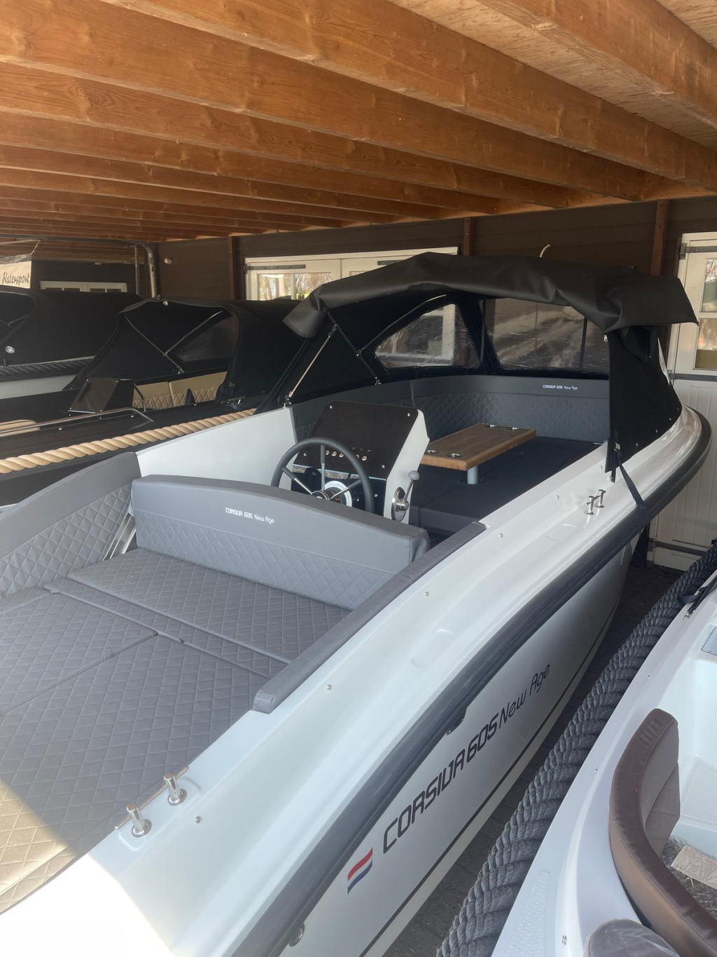 Corsiva 605 Tender incl. Suzuki 50pk