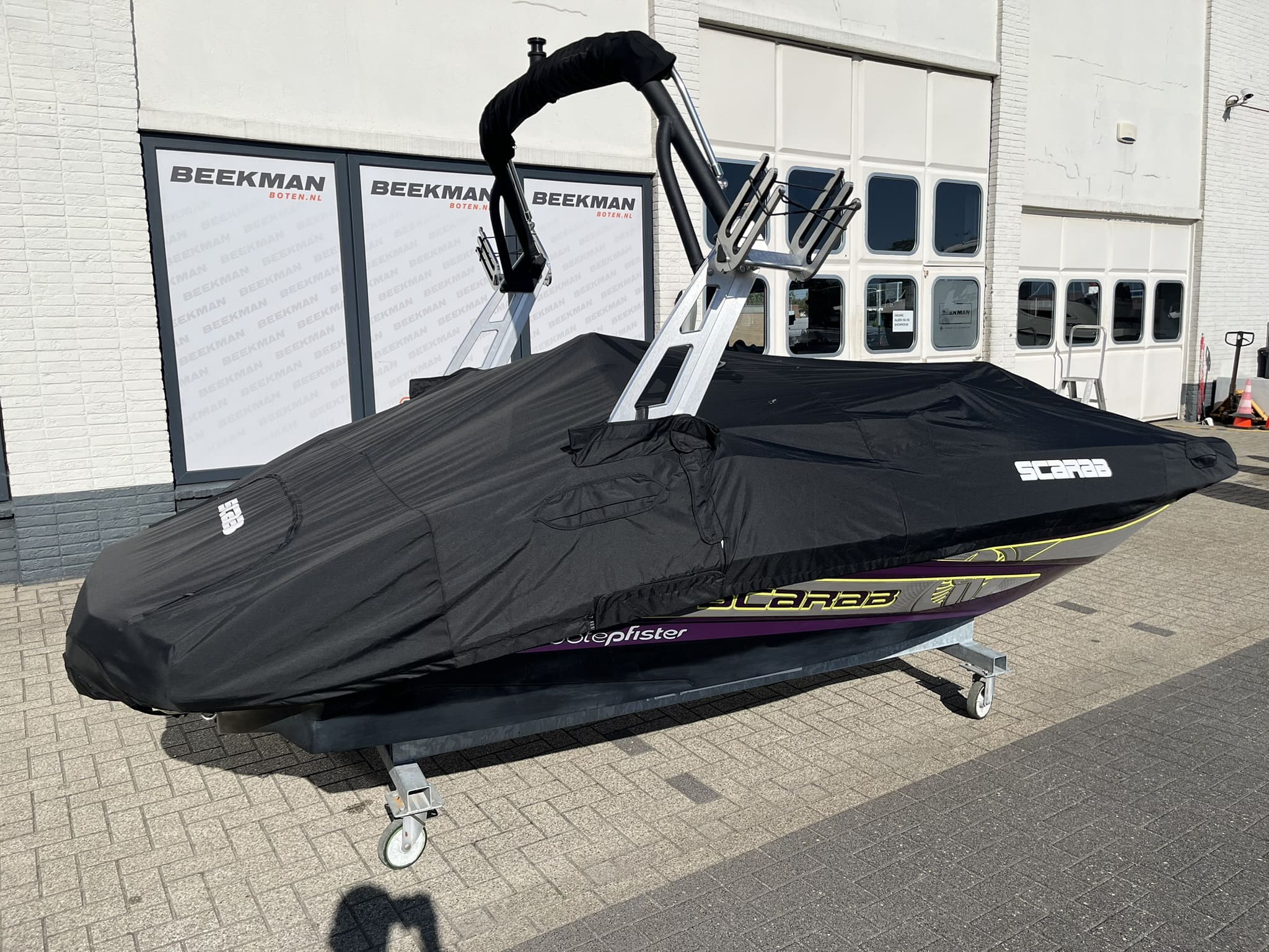 Scarab 165 ID