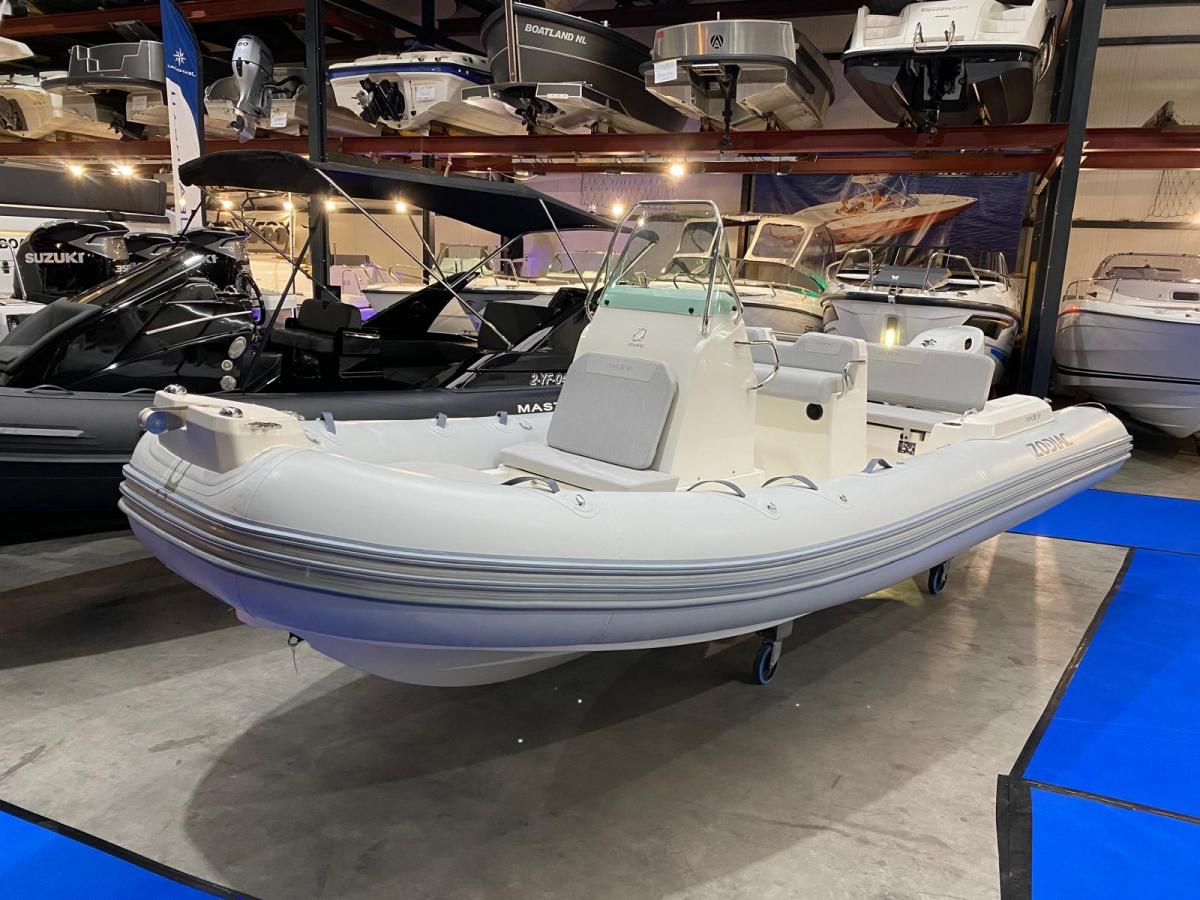 Zodiac Medline 5.8 RIB Voorjaar aanbieding