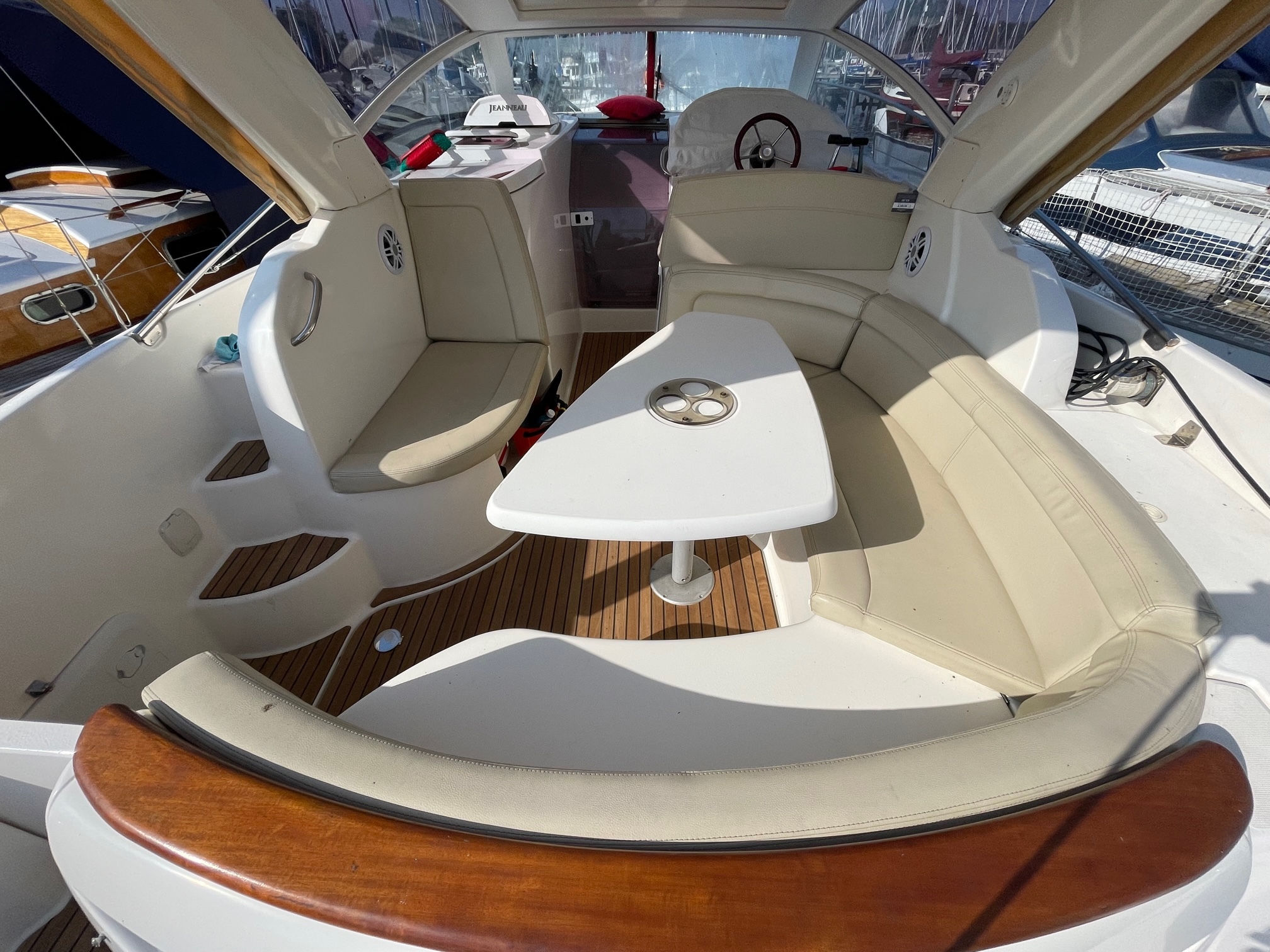 Jeanneau Prestige 30S