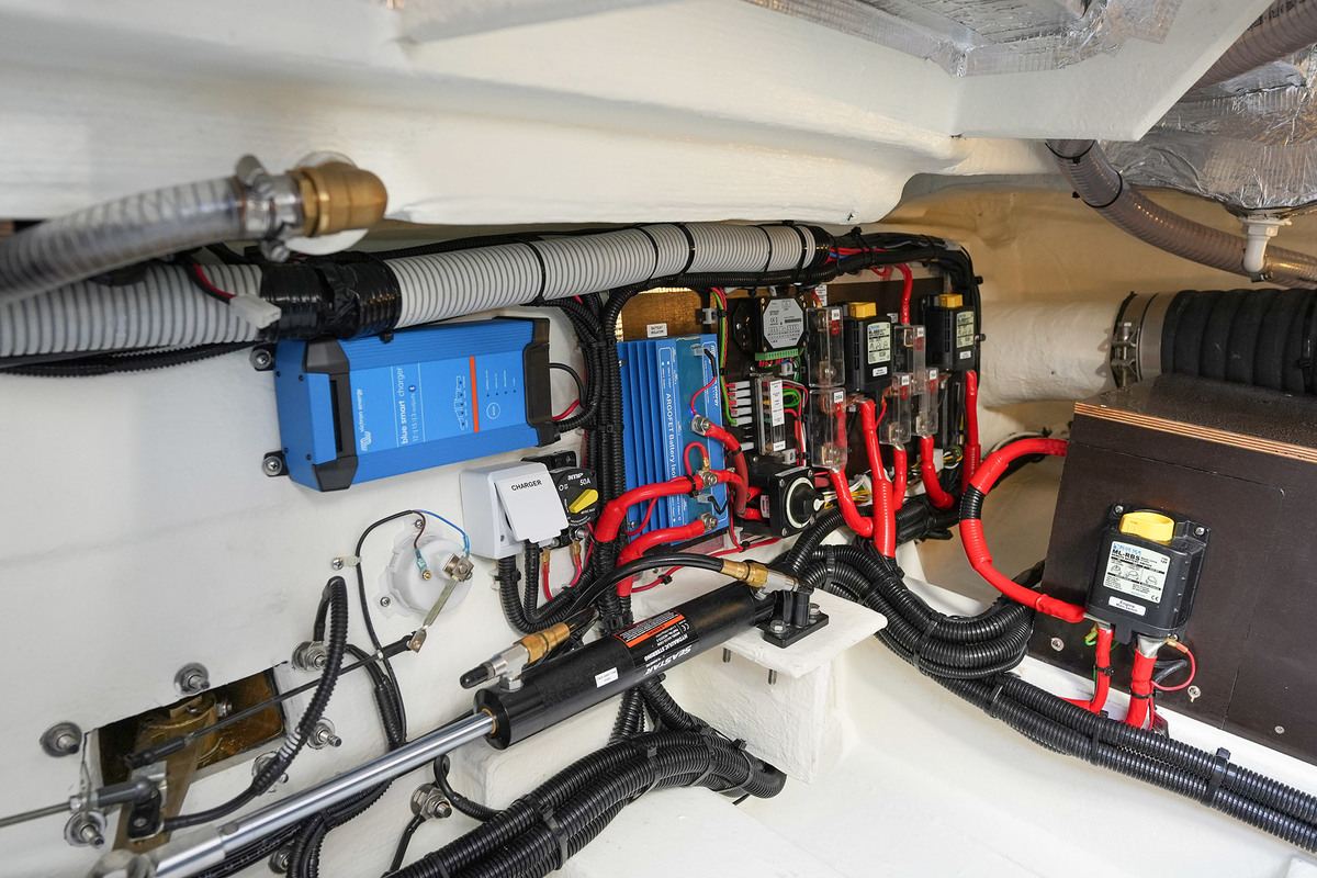 Marex 330 Scandinavia (2024)