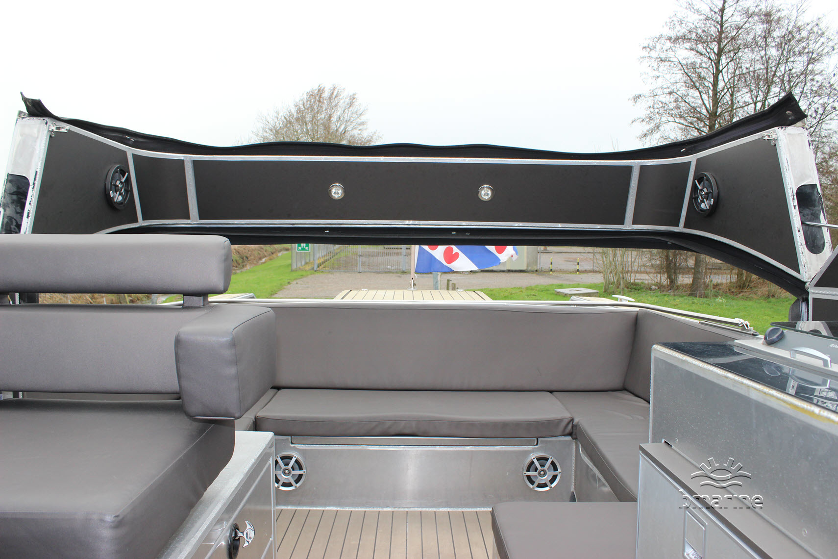 Van Vossen Tender Cabin 1000