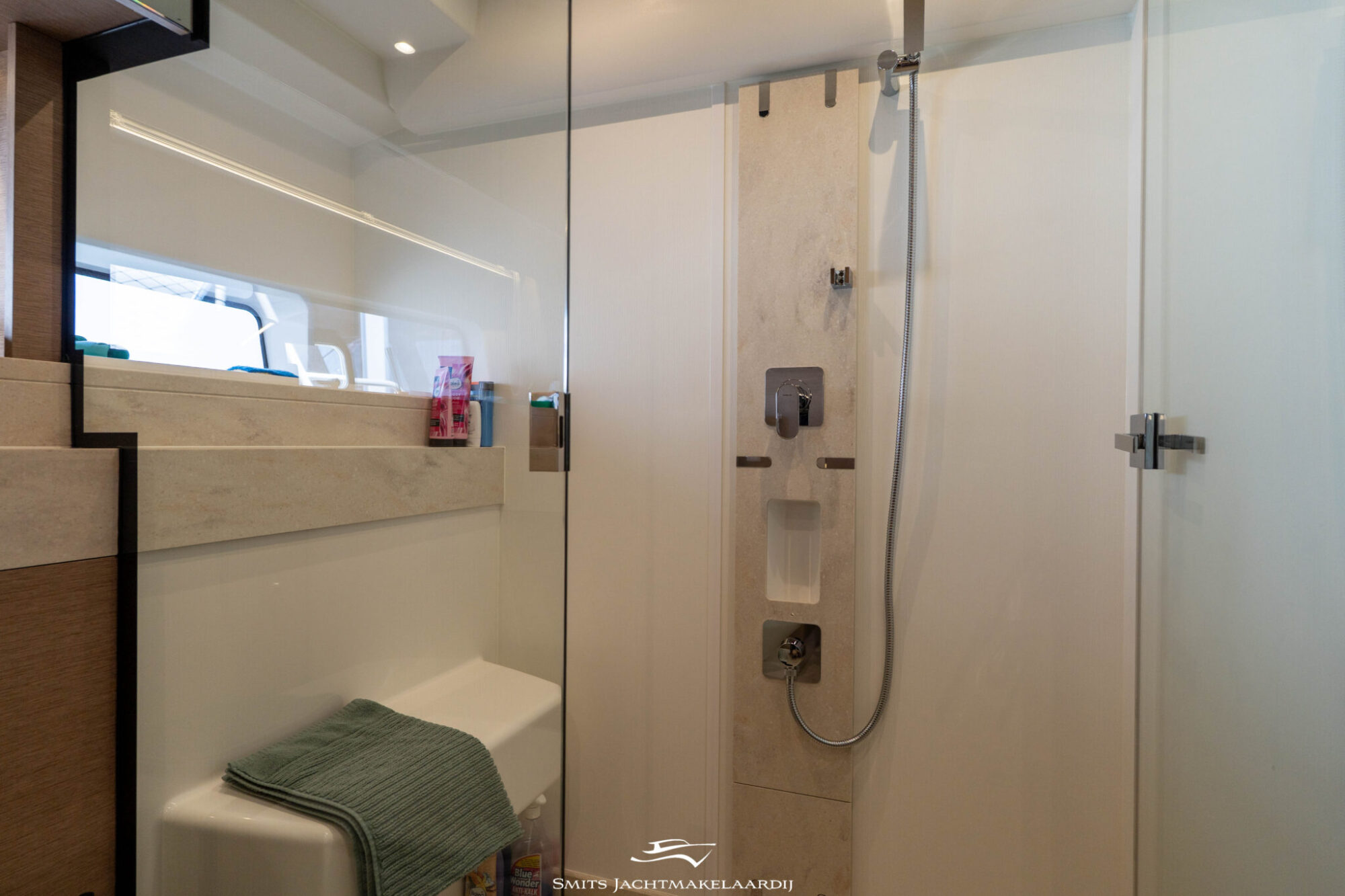 Prestige 590 Flybridge