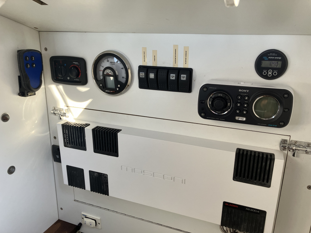 Bronson 36 Islander