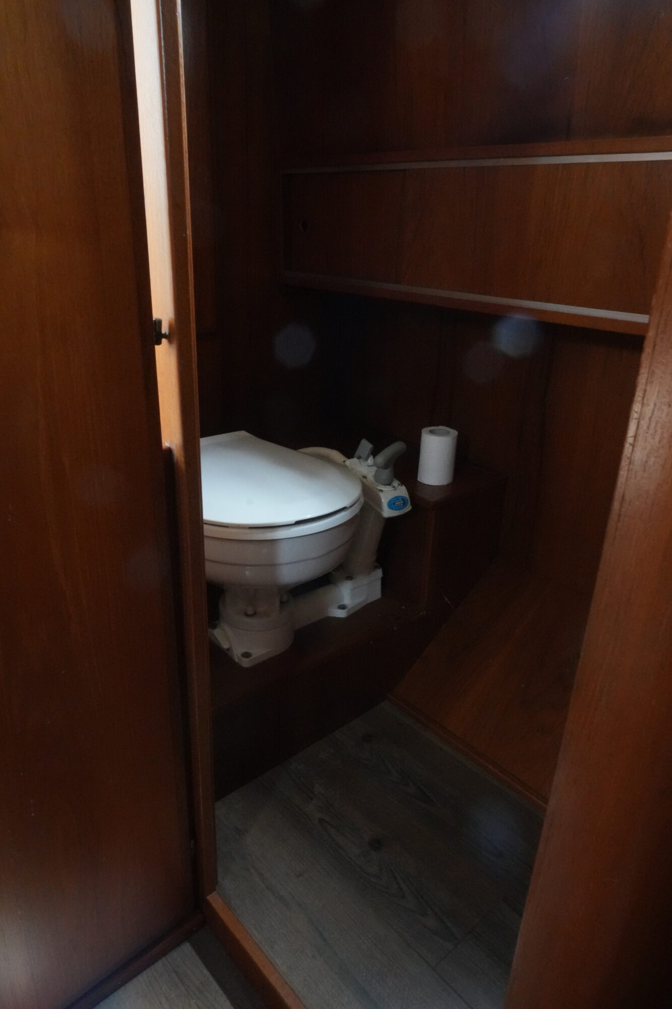 Island Plastics IP23