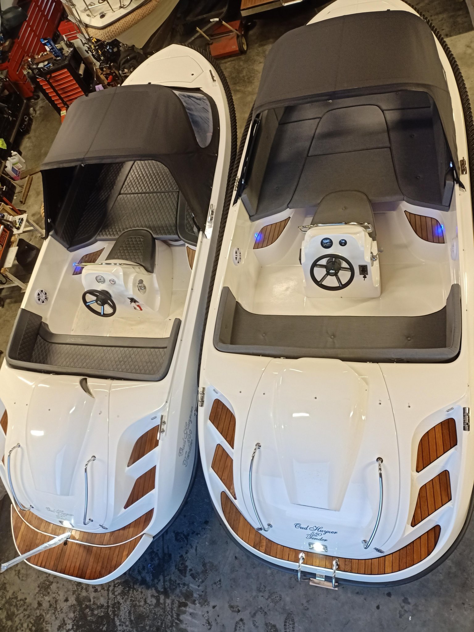 Oud Huijzer 616 Tender