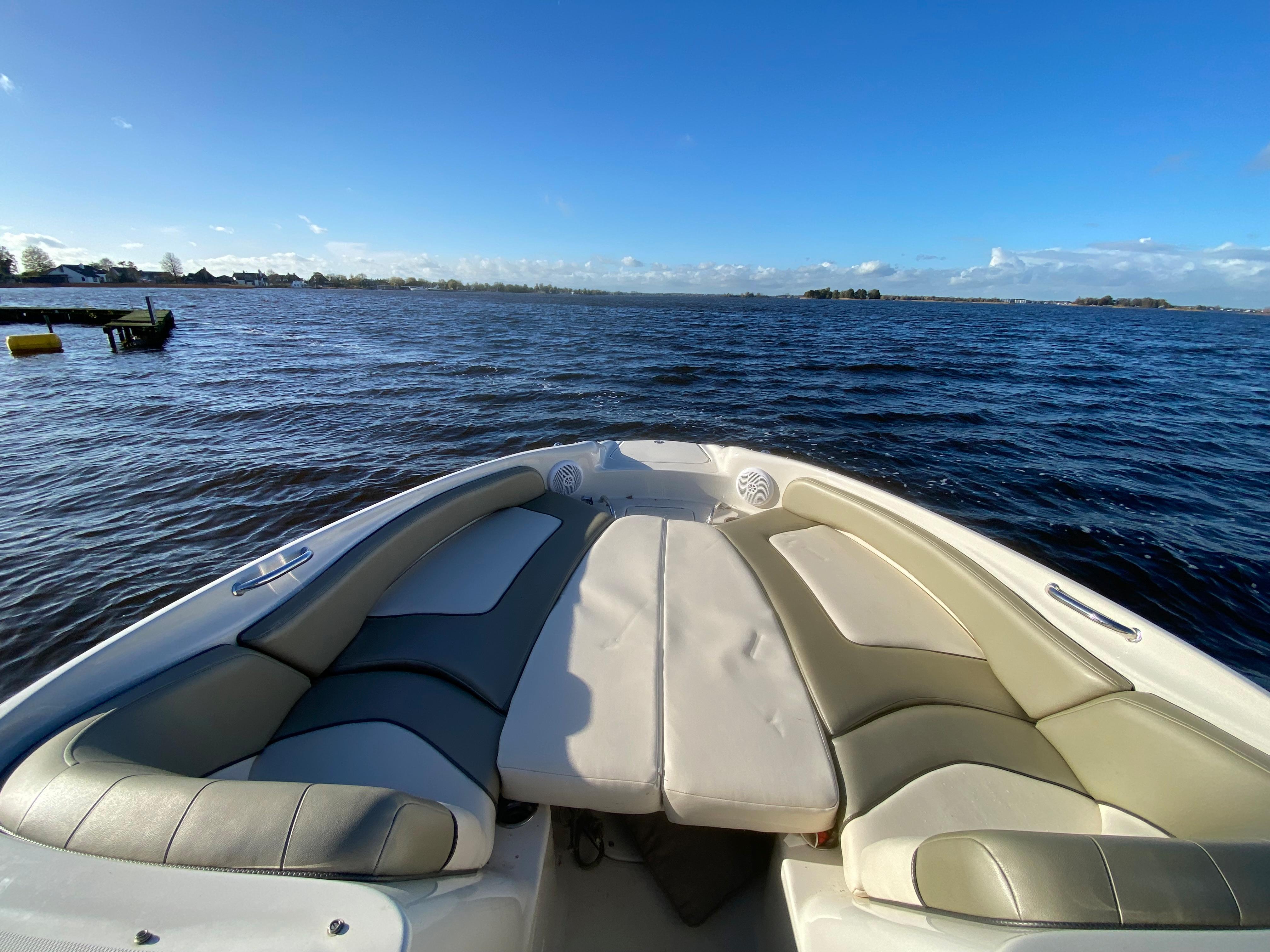 Sea Ray 240 Sundeck