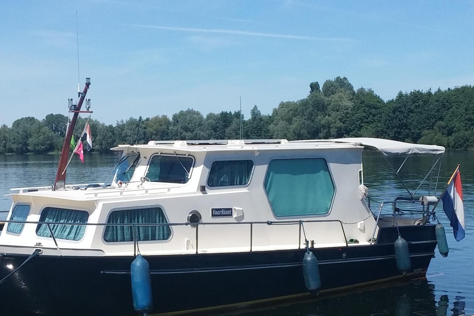 Kruiser Rijnmond