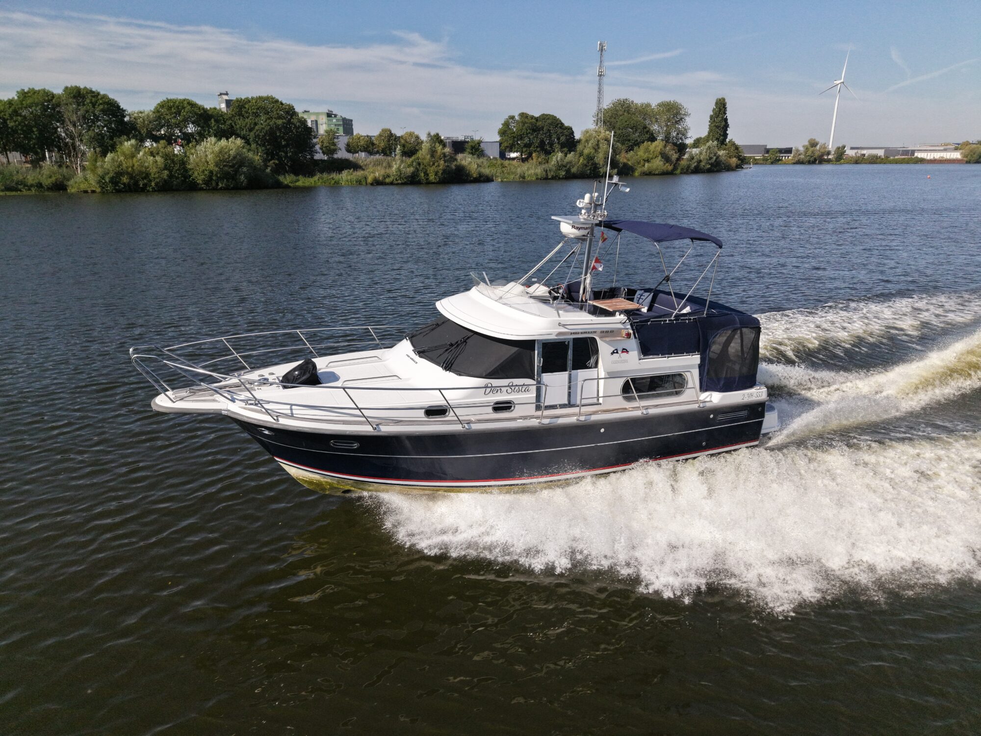 nimbus 380 Commander