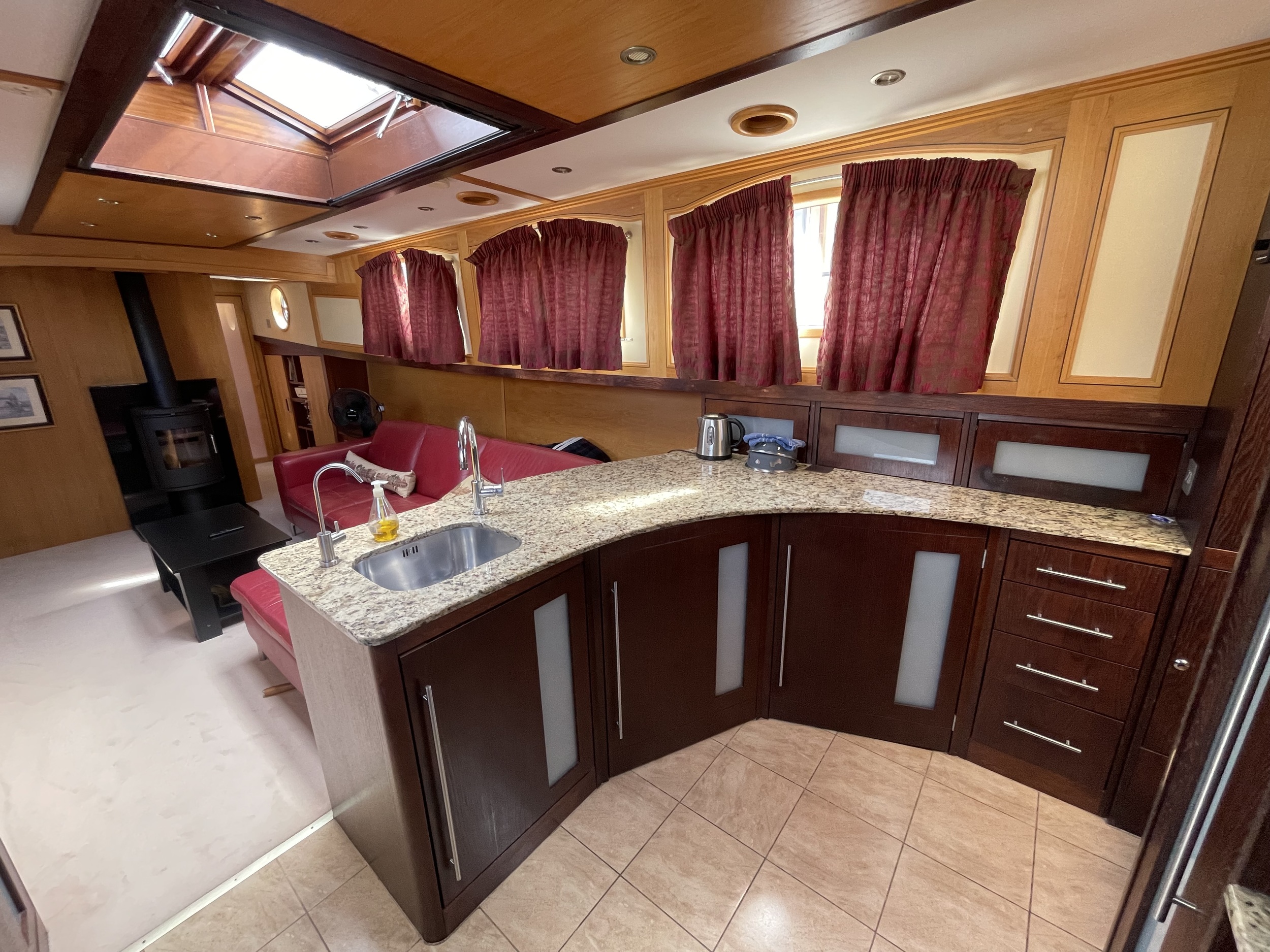 Aqualine Voyager 65 Ft