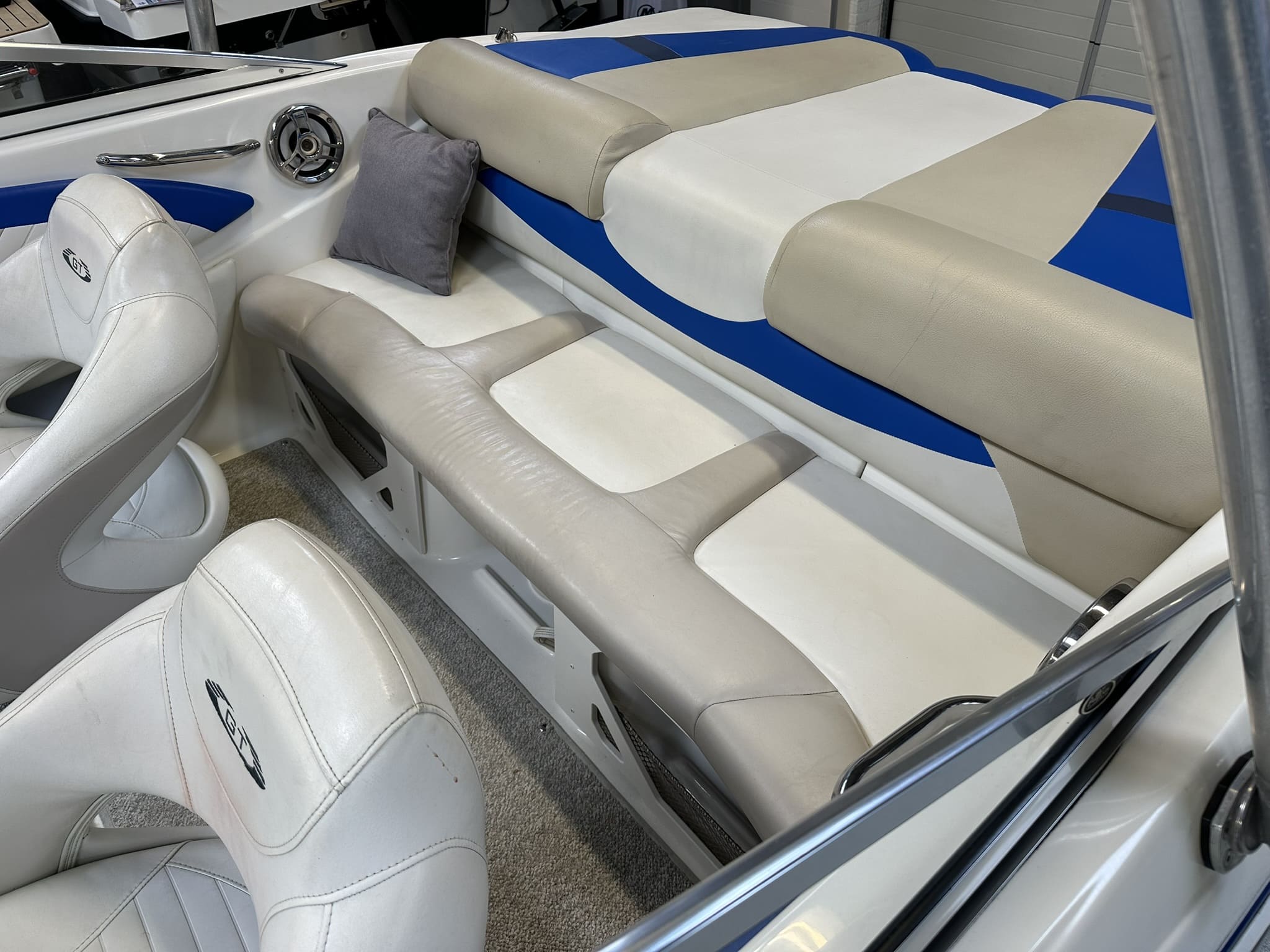 Glastron 185 GT Bowrider