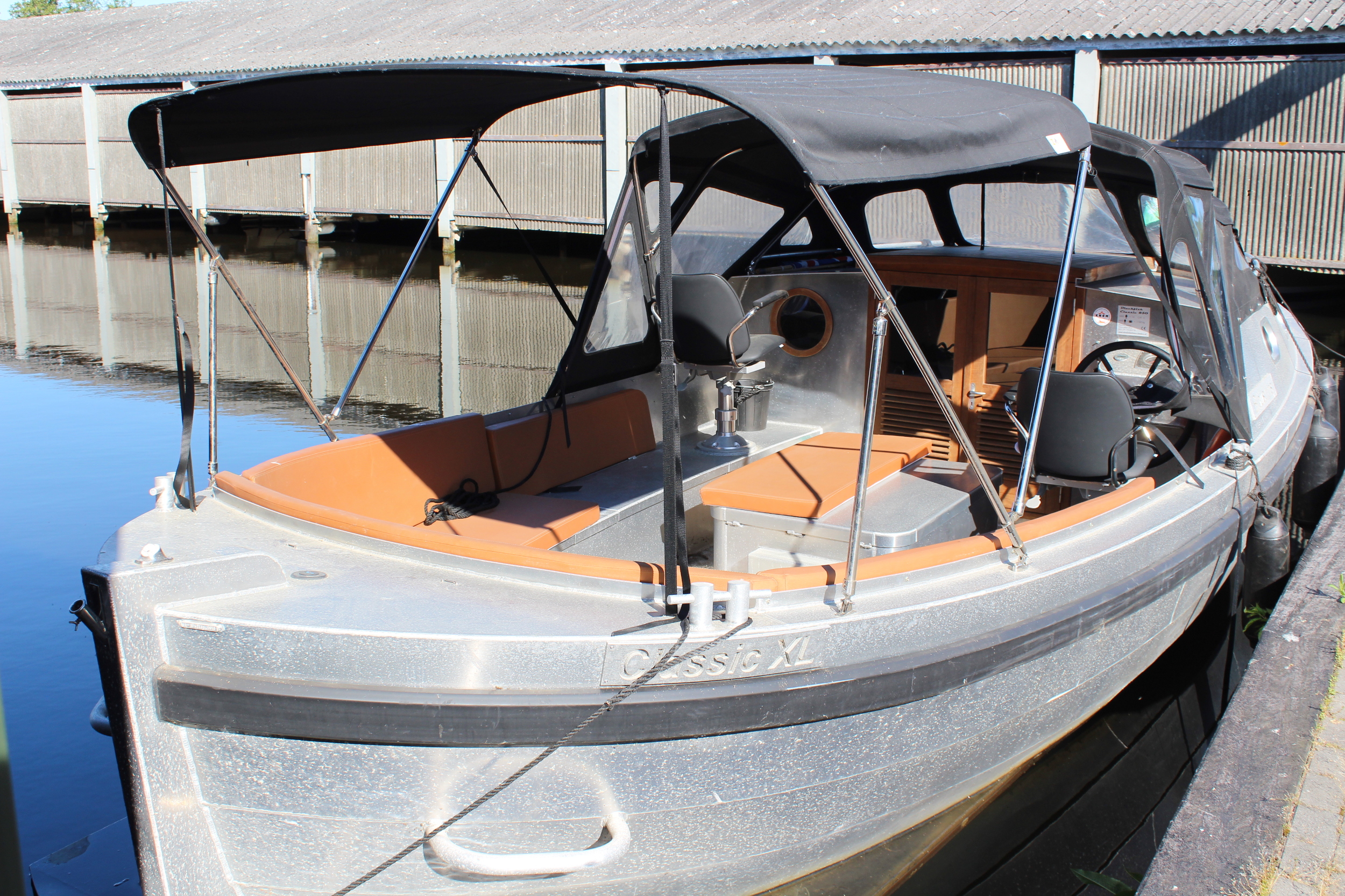 Black Fish Cabin 850 XL